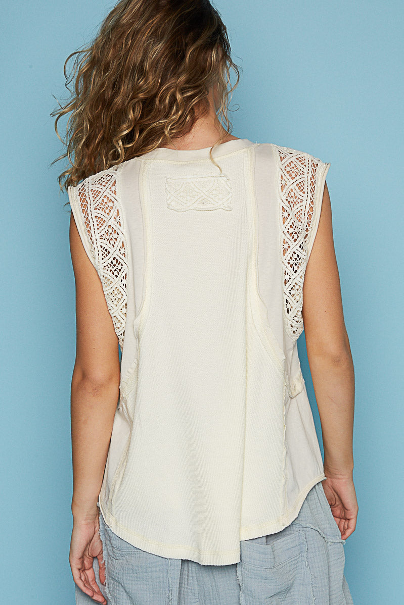 Round neck sleeveless Top