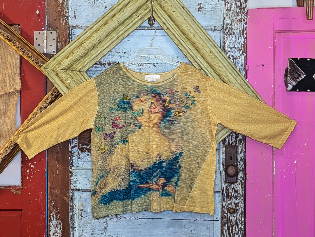 Paper lace mustard Dream Girl with Butterflies tee