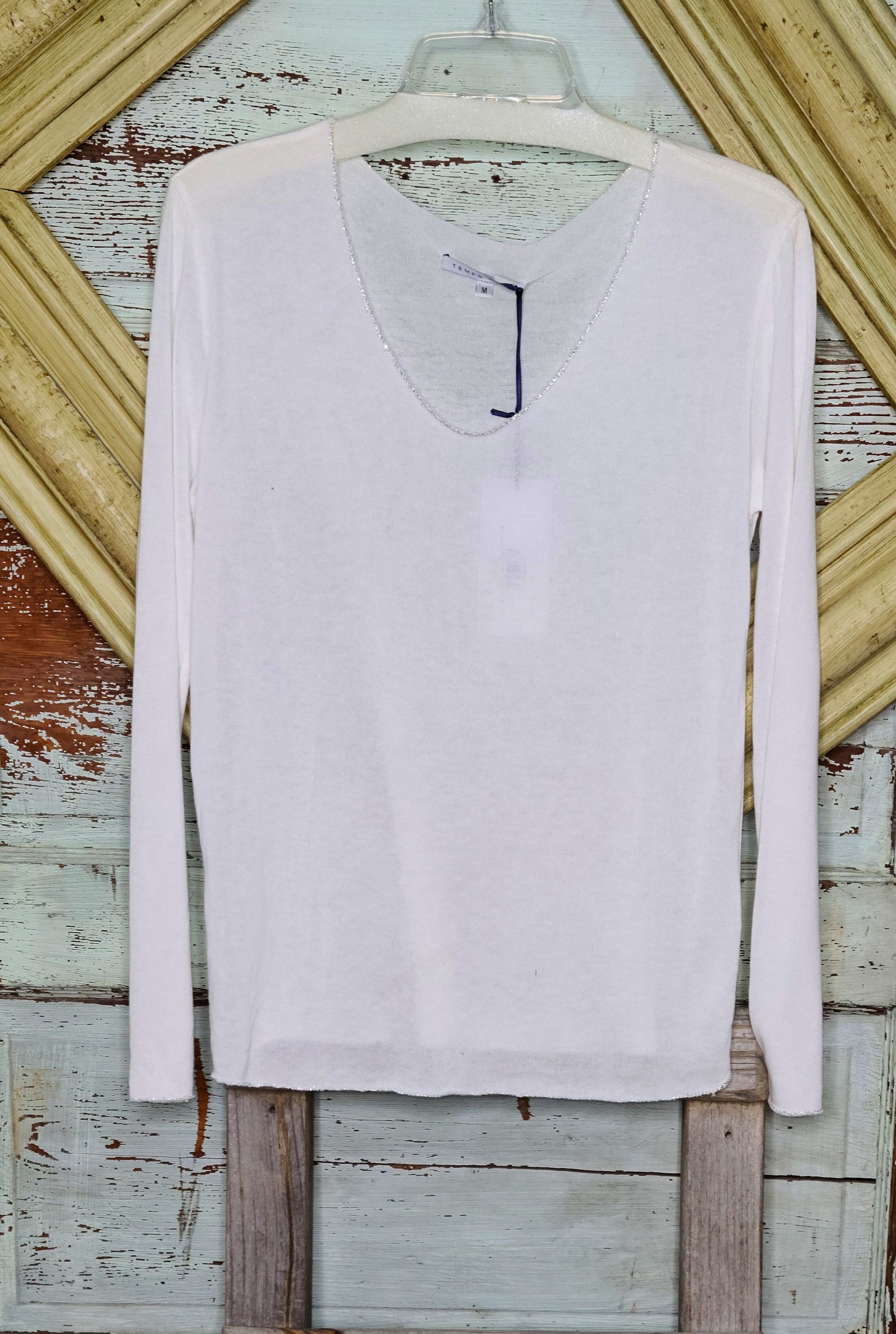 White Scoop neck long sleeve tee