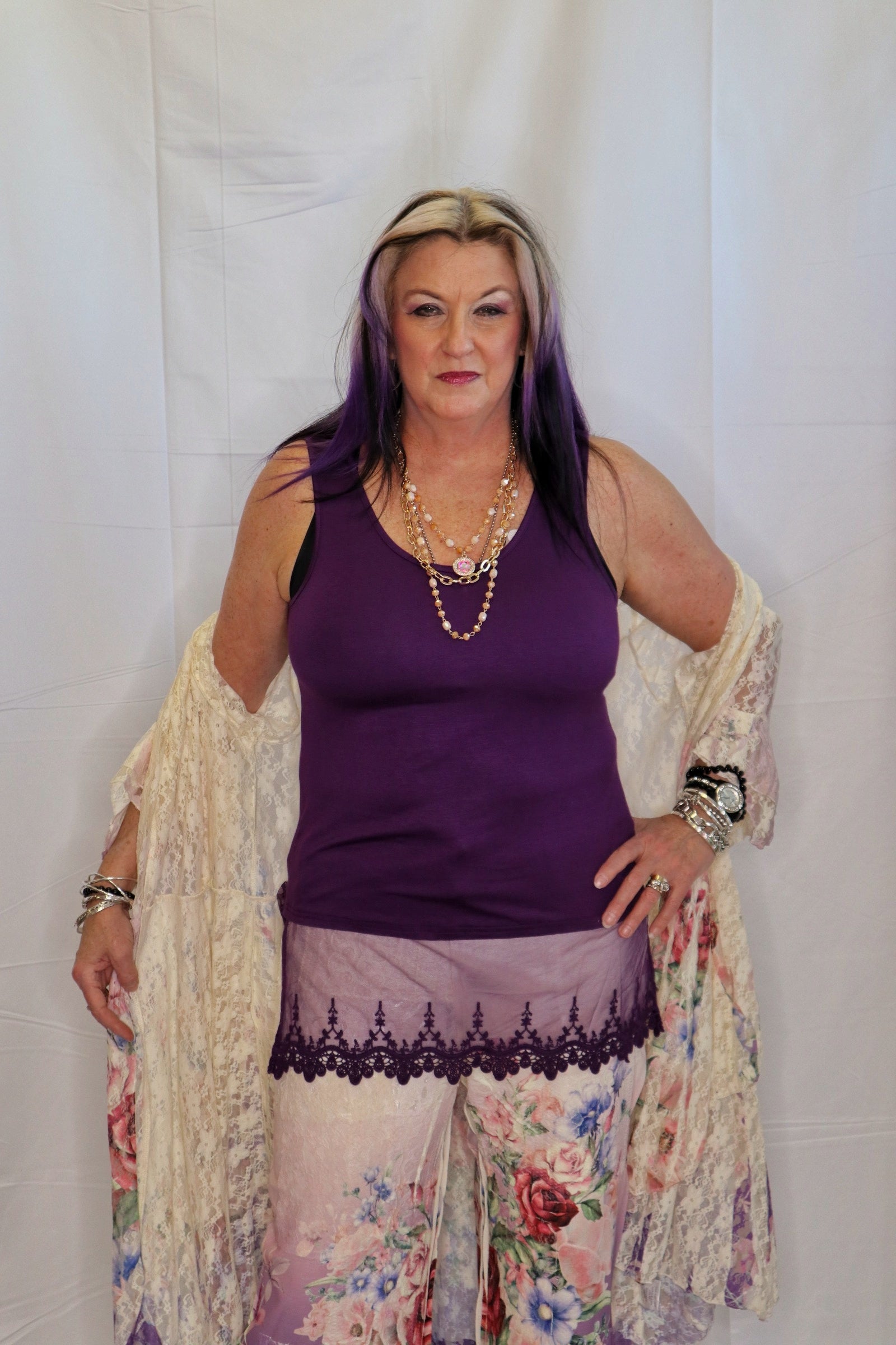 Tank Top With lace Trimming