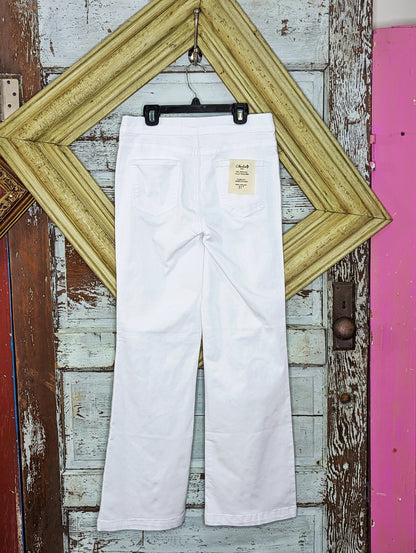 White Wide Leg Pant With Front Button Plackets