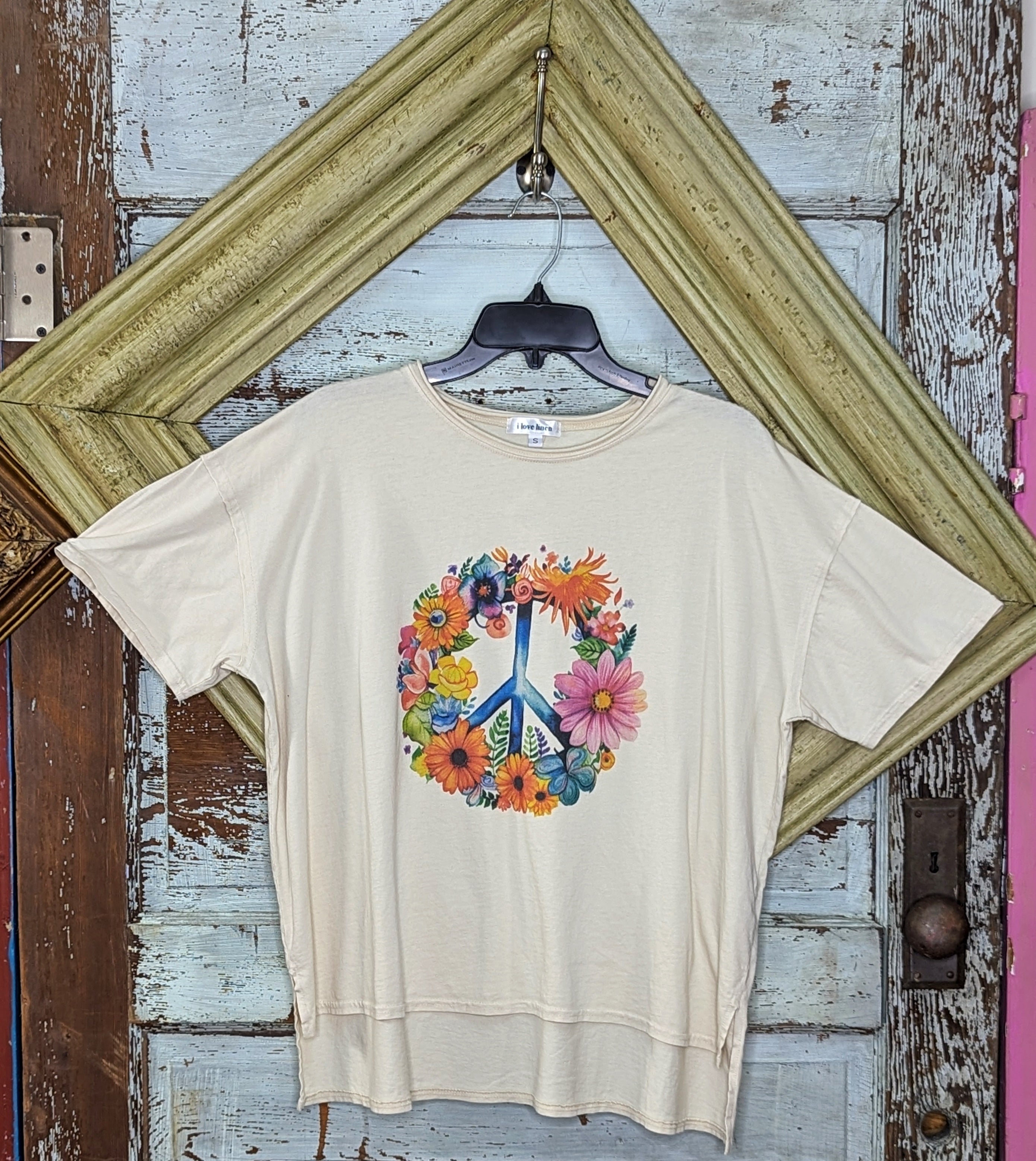 Peace tee