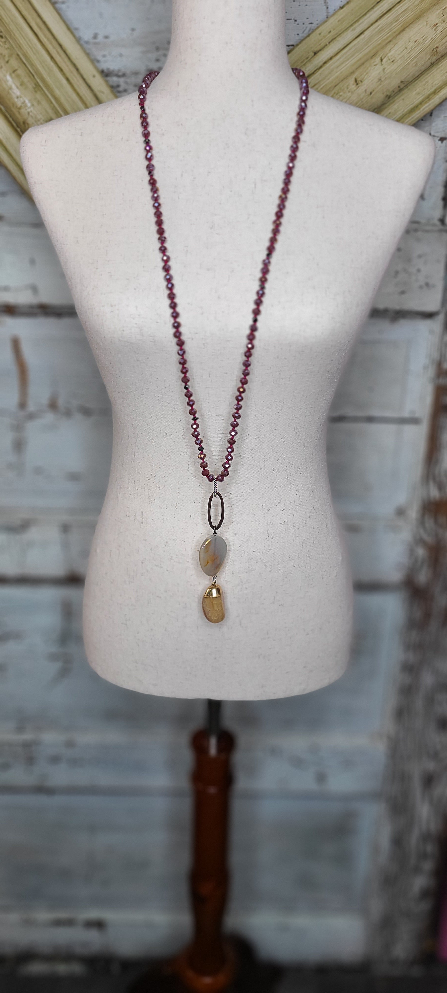 Lost&Found Plum Cream necklace