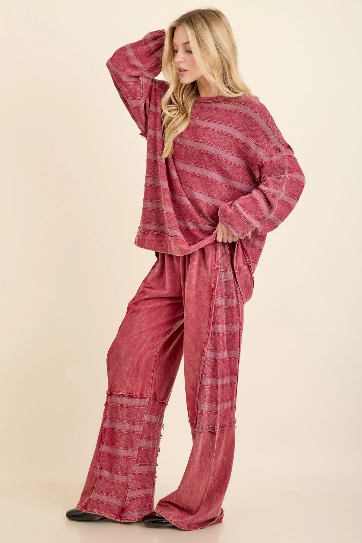 Jher  Mineral Washed Textured Knitted Checkerboard pants Burgundy
