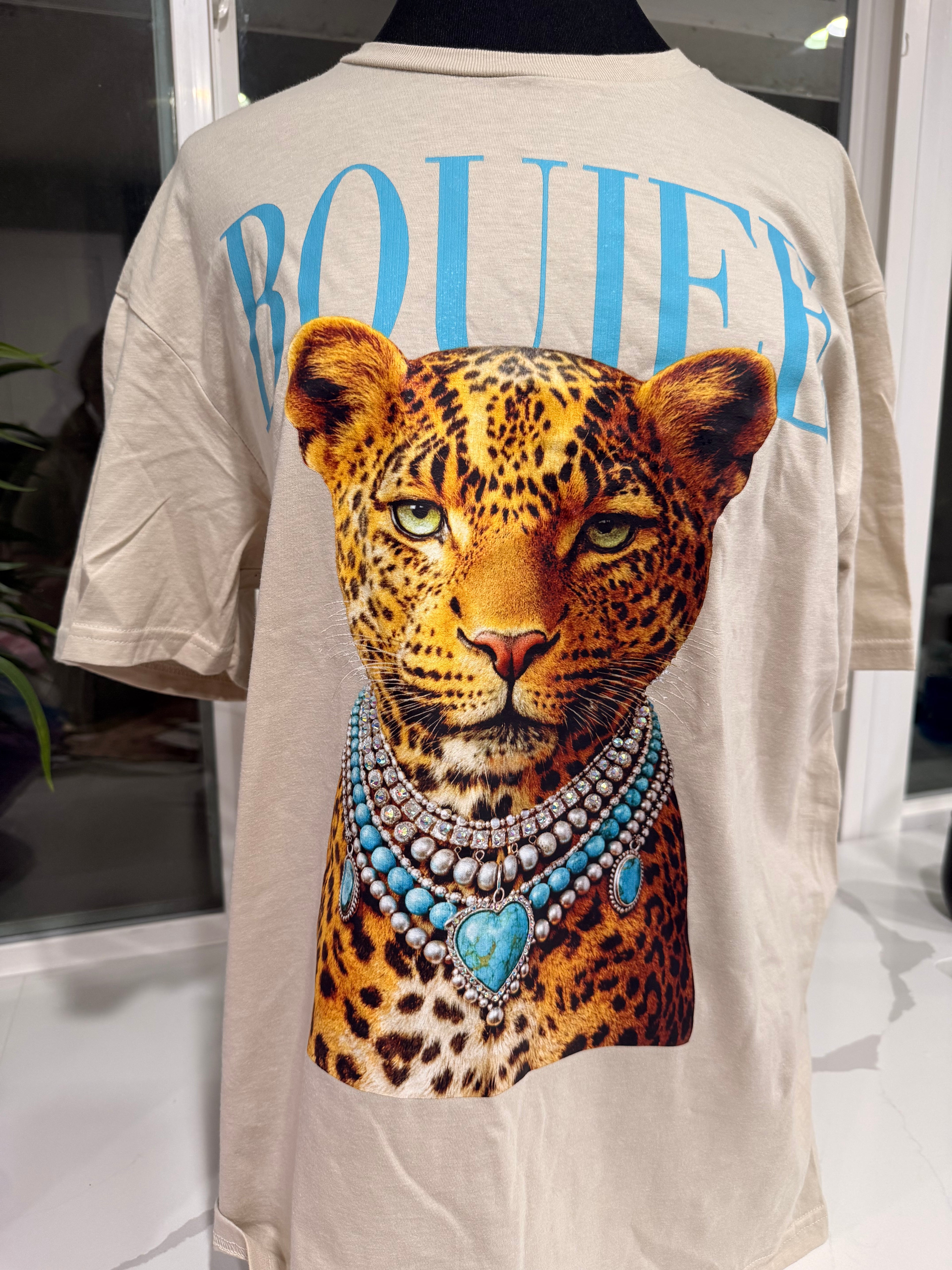 Felecia Bella Graphic Tee Bouiee