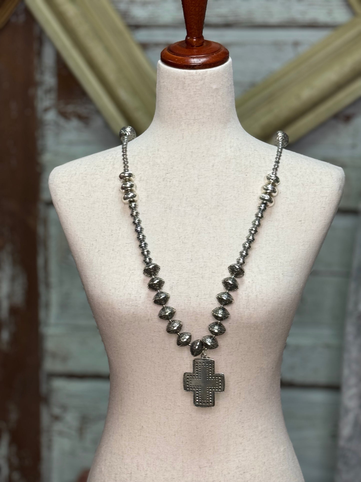 Long Cross Silver Neck