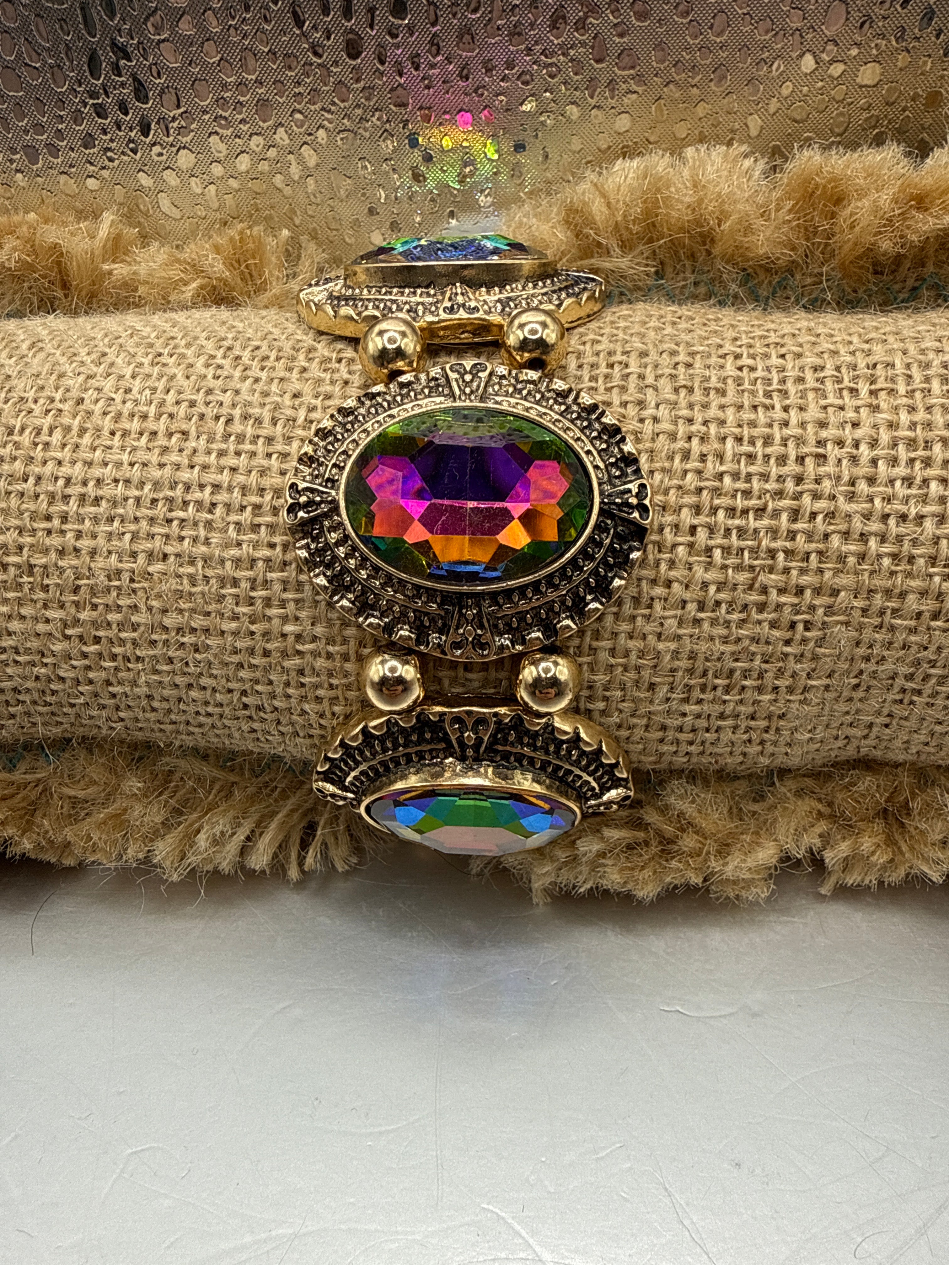 Alice Valcano shield Bracelet