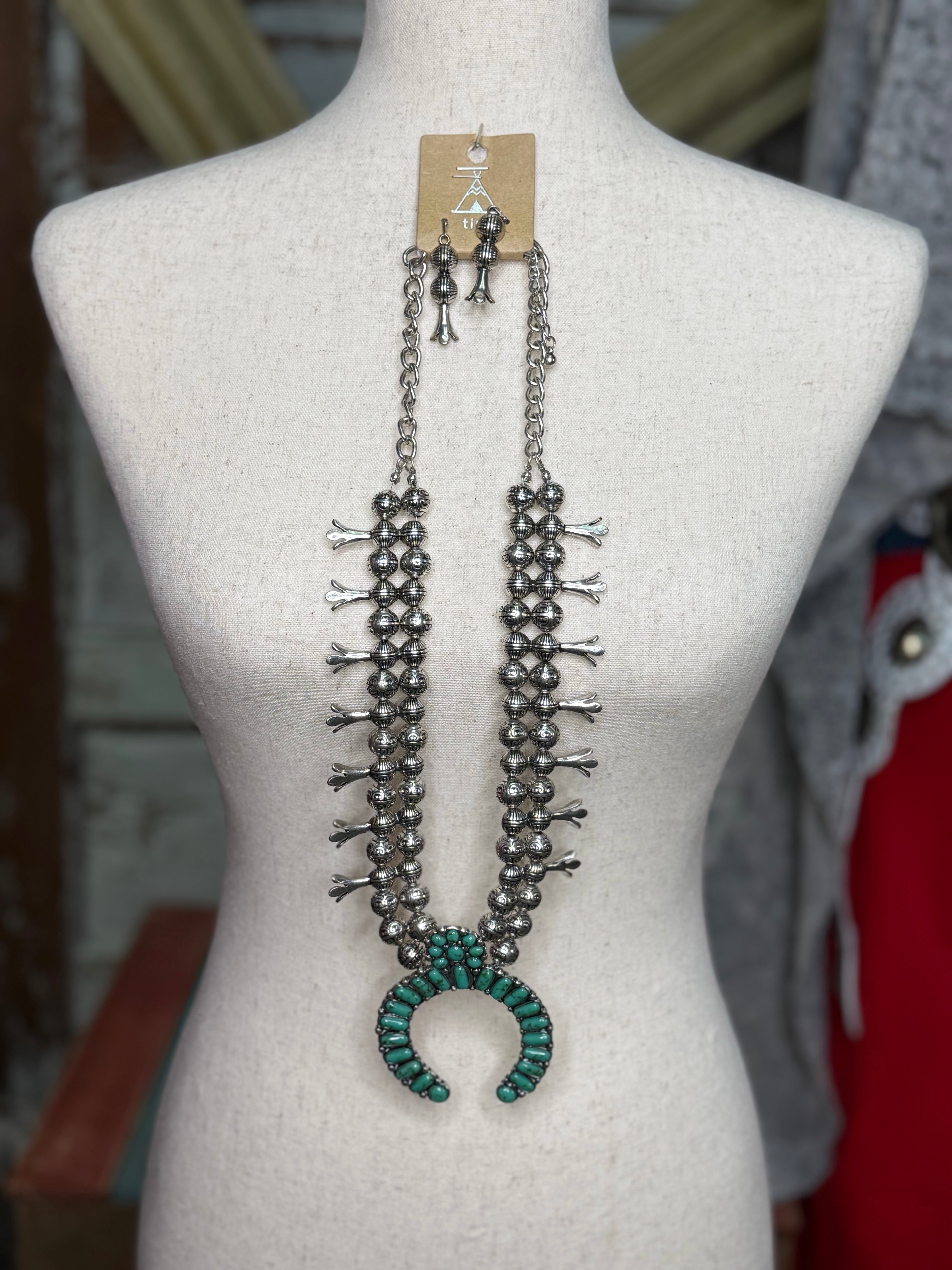 EMERALD SILVER SQUASH BLOSSOM NECKLACE