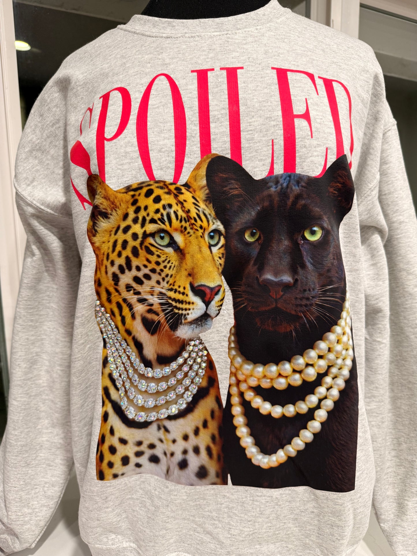 Felecia Bella Graphic sweater Spoiled