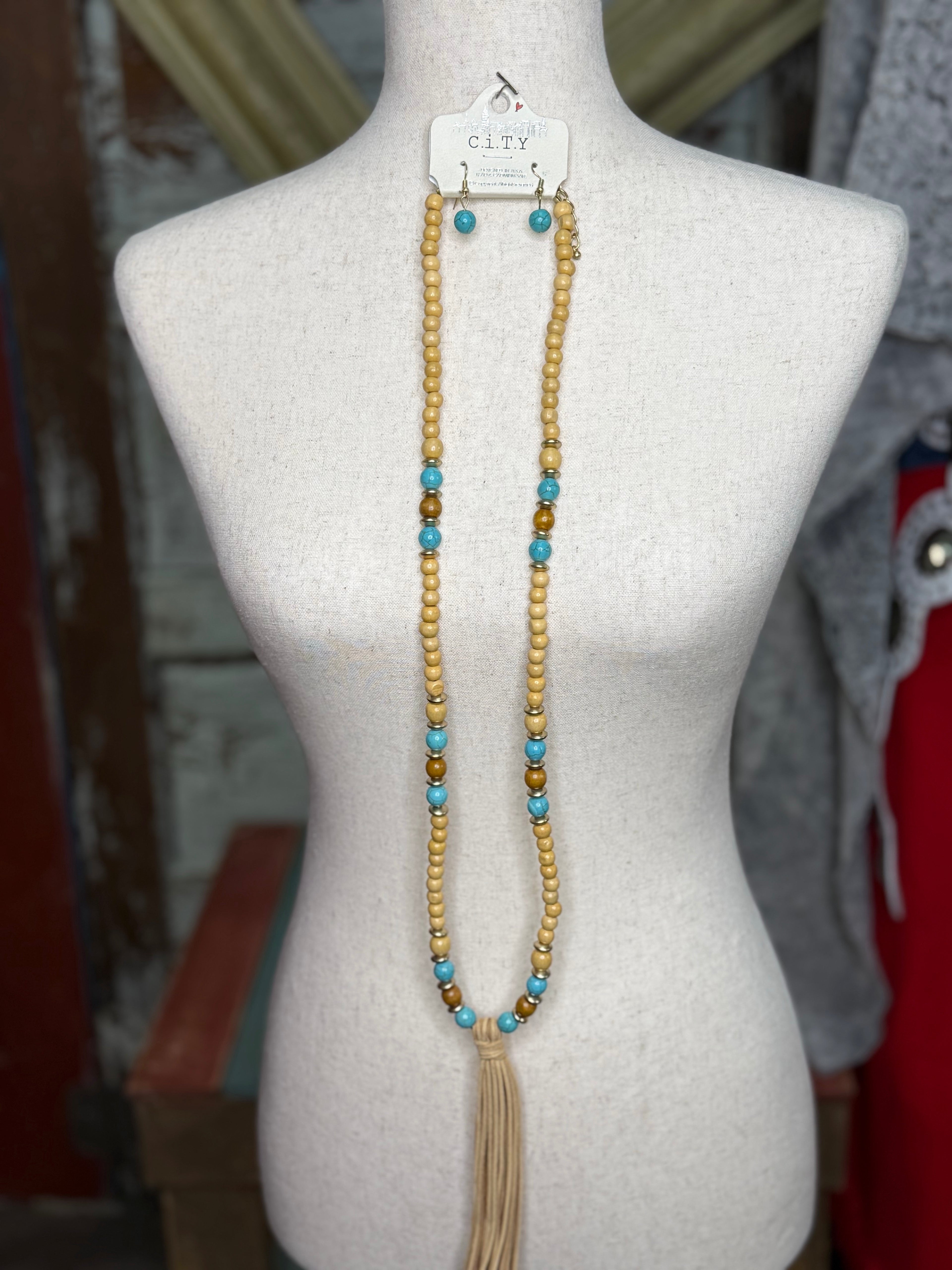 TAN  TURQ  FRINGE NECKLACE