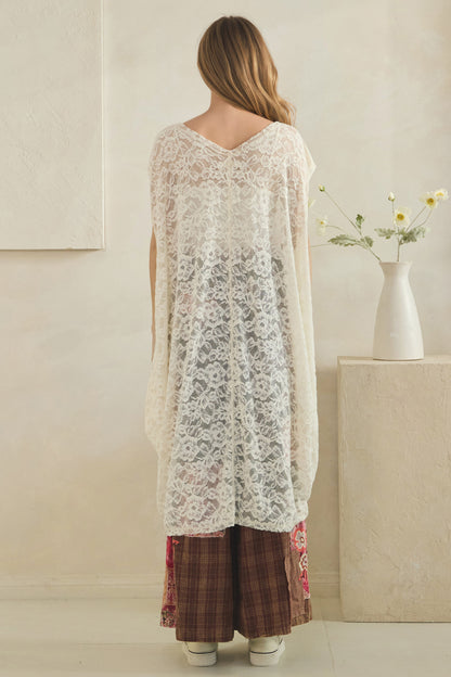 Oli and Hali Cinched Front Cocoon Sleeveless Long Lace Top