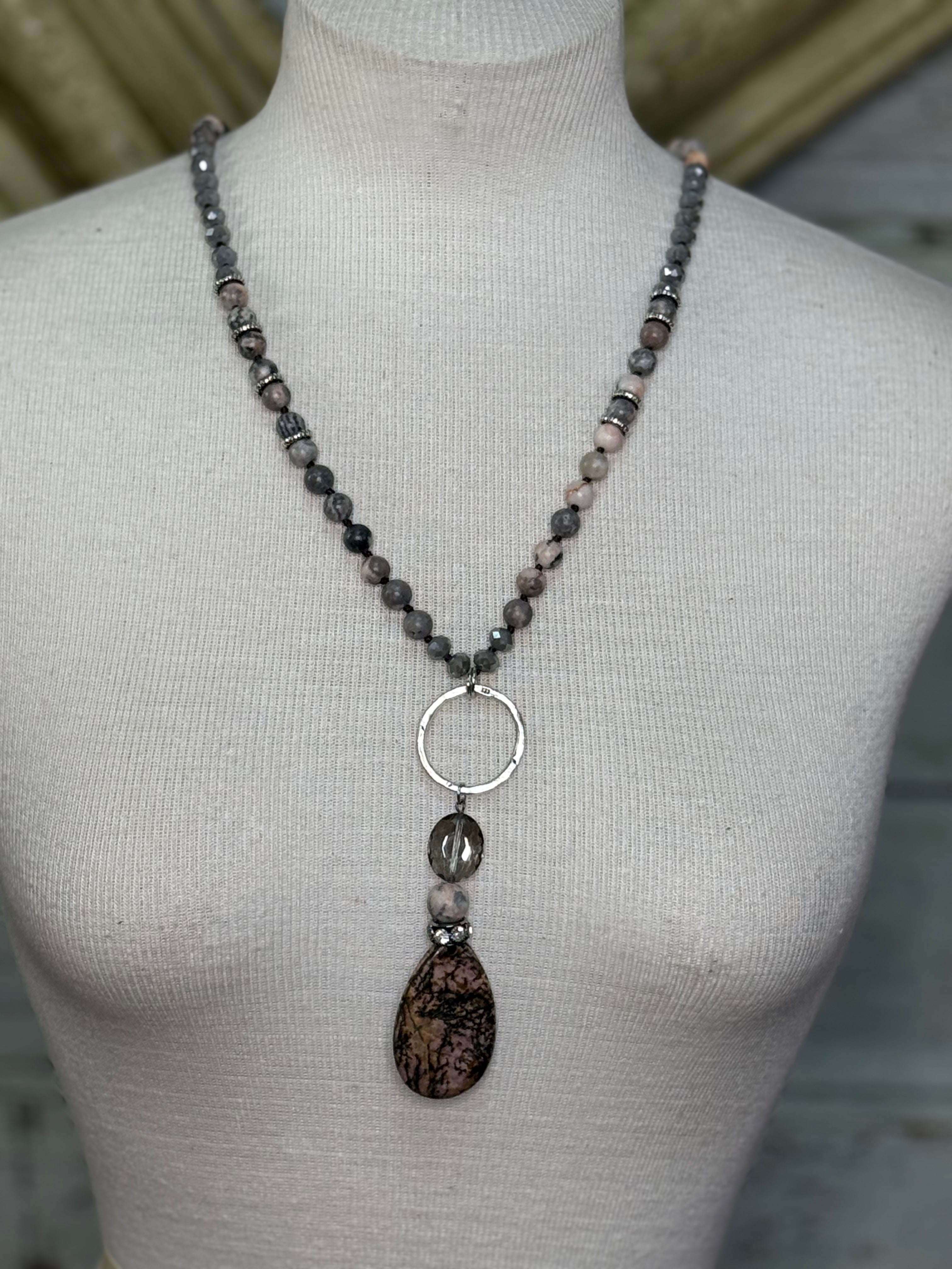 Lost and Found Gray pink necklace