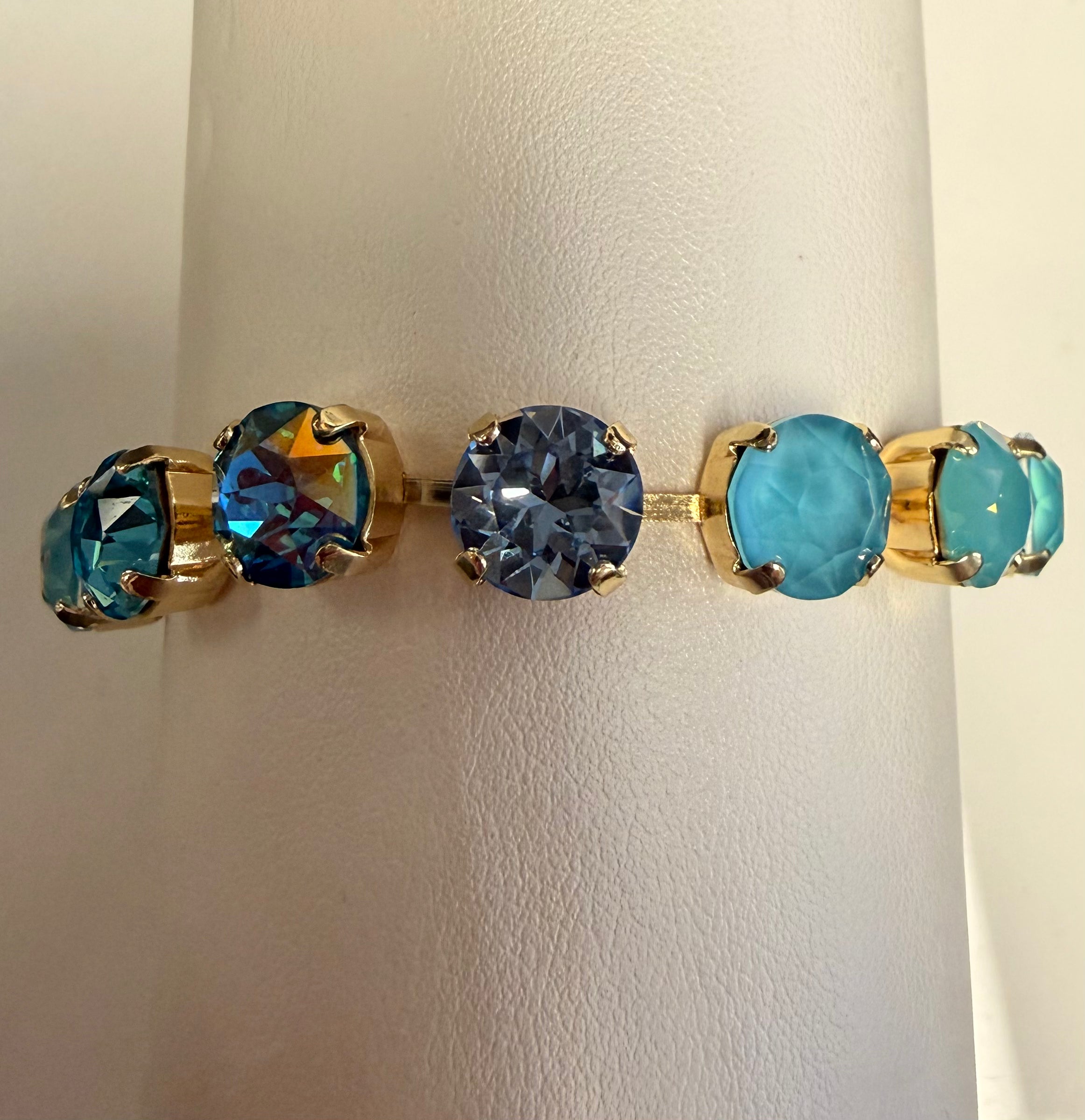 Australian Crystal Magnetic Bracelet