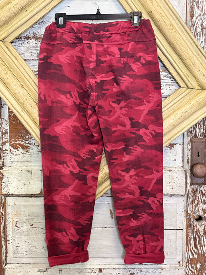 I Love Linen Red Camo Joggers