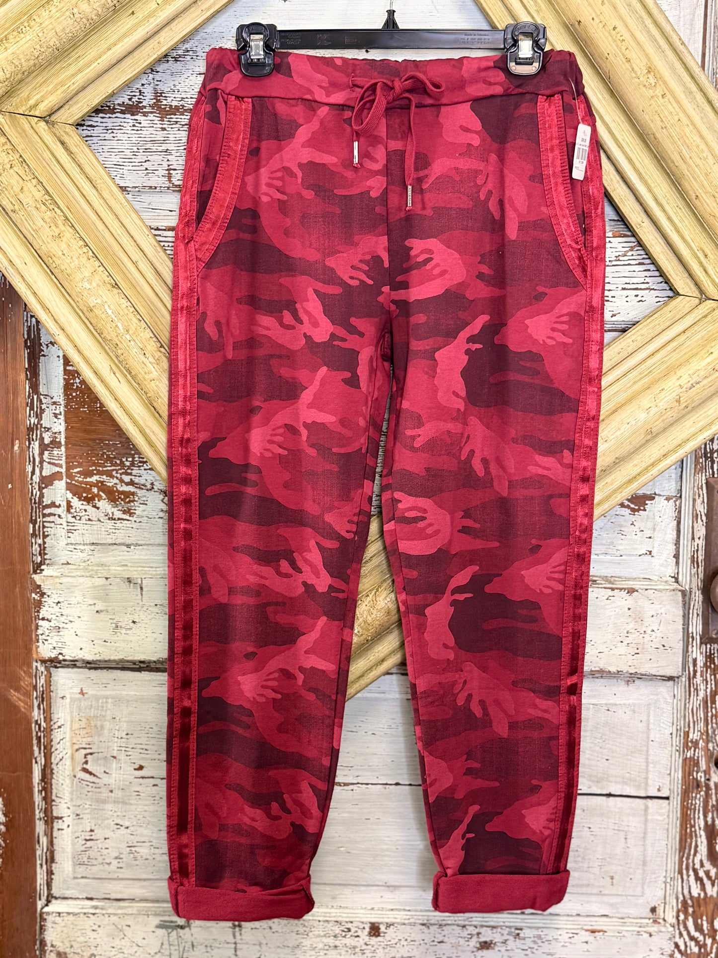I Love Linen Red Camo Joggers