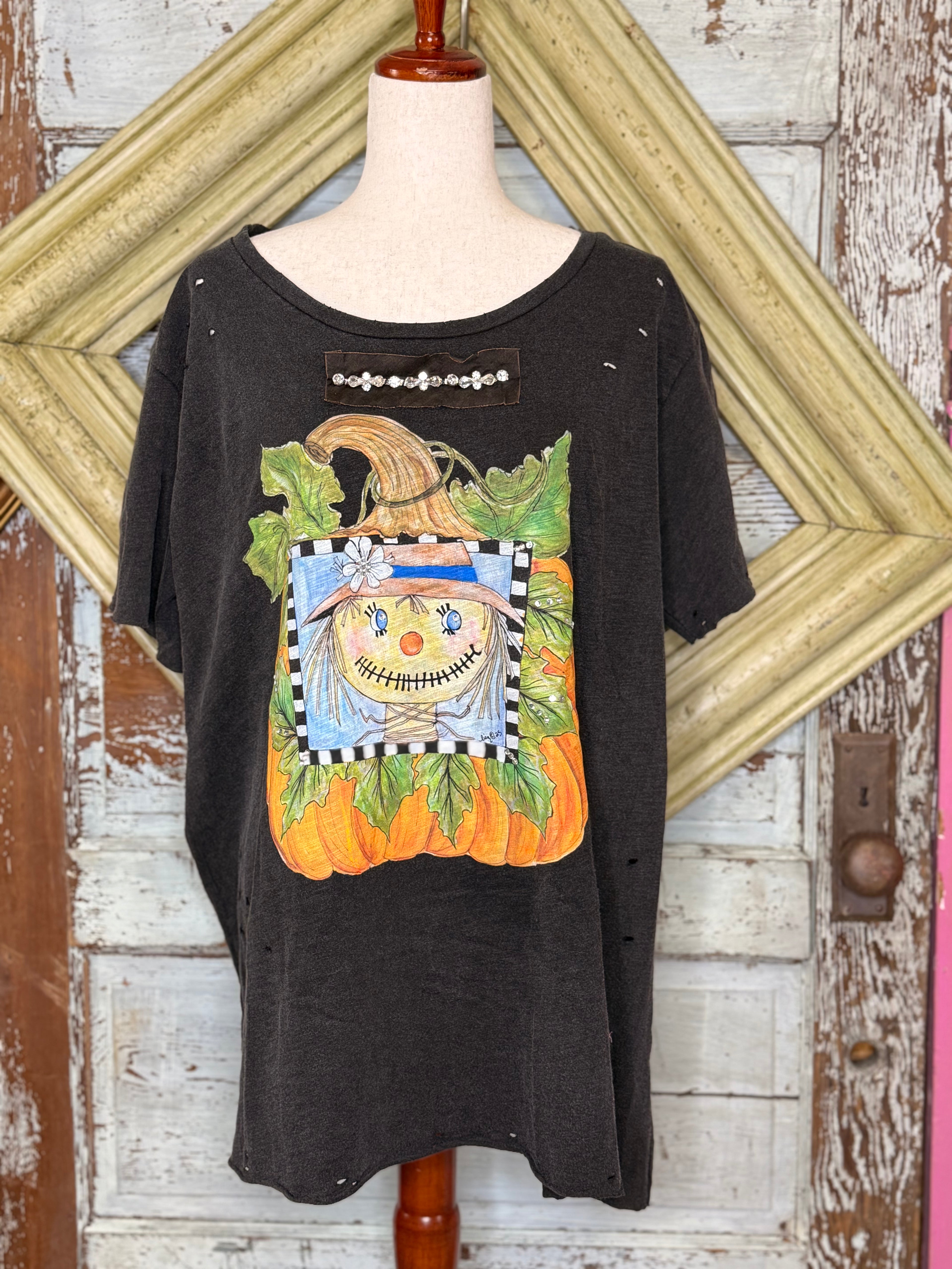 A Rare Bird Scarecrow Pumpkin tee