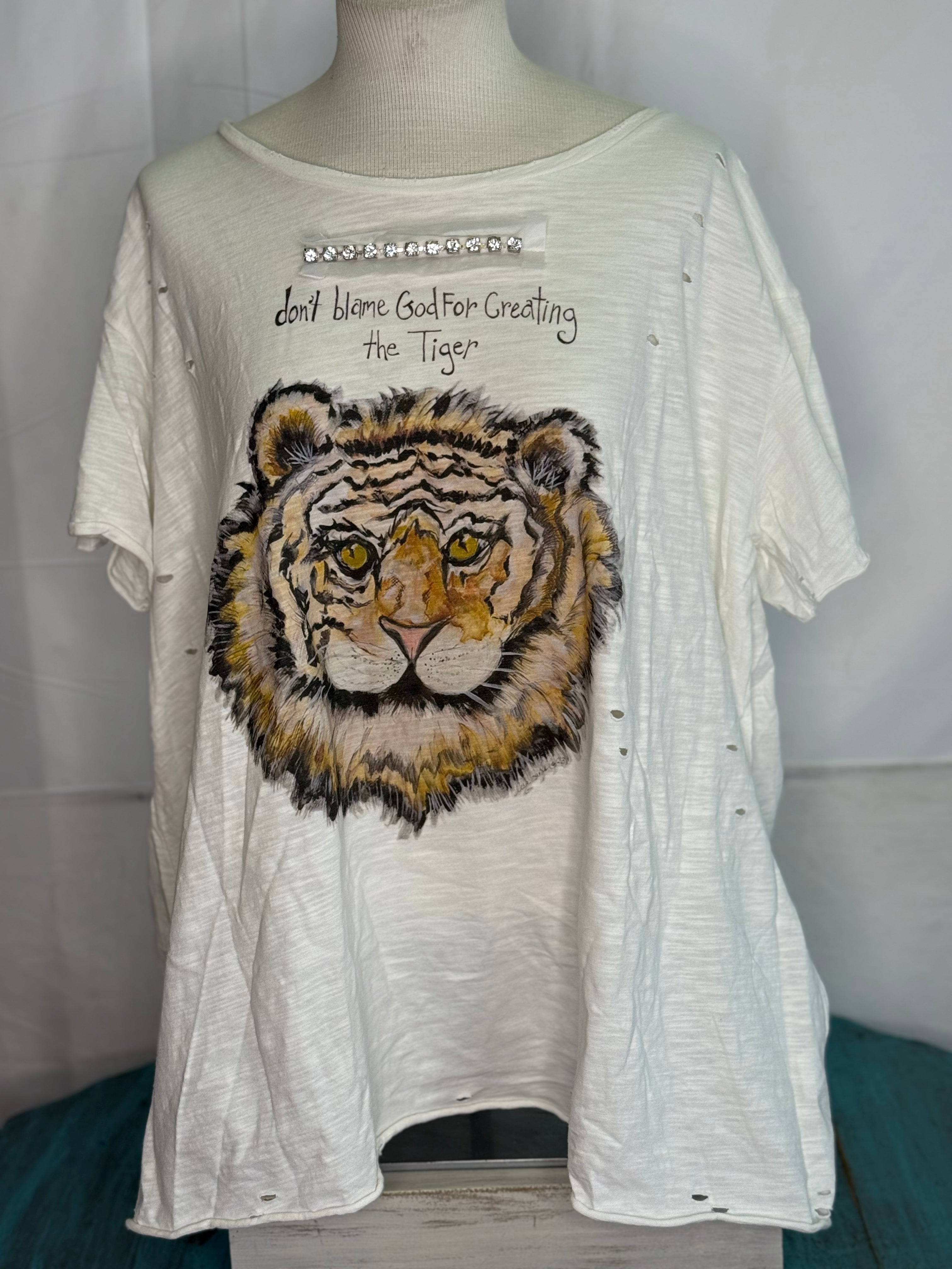 A Rare Bird  Grapic Tiger wings Tee