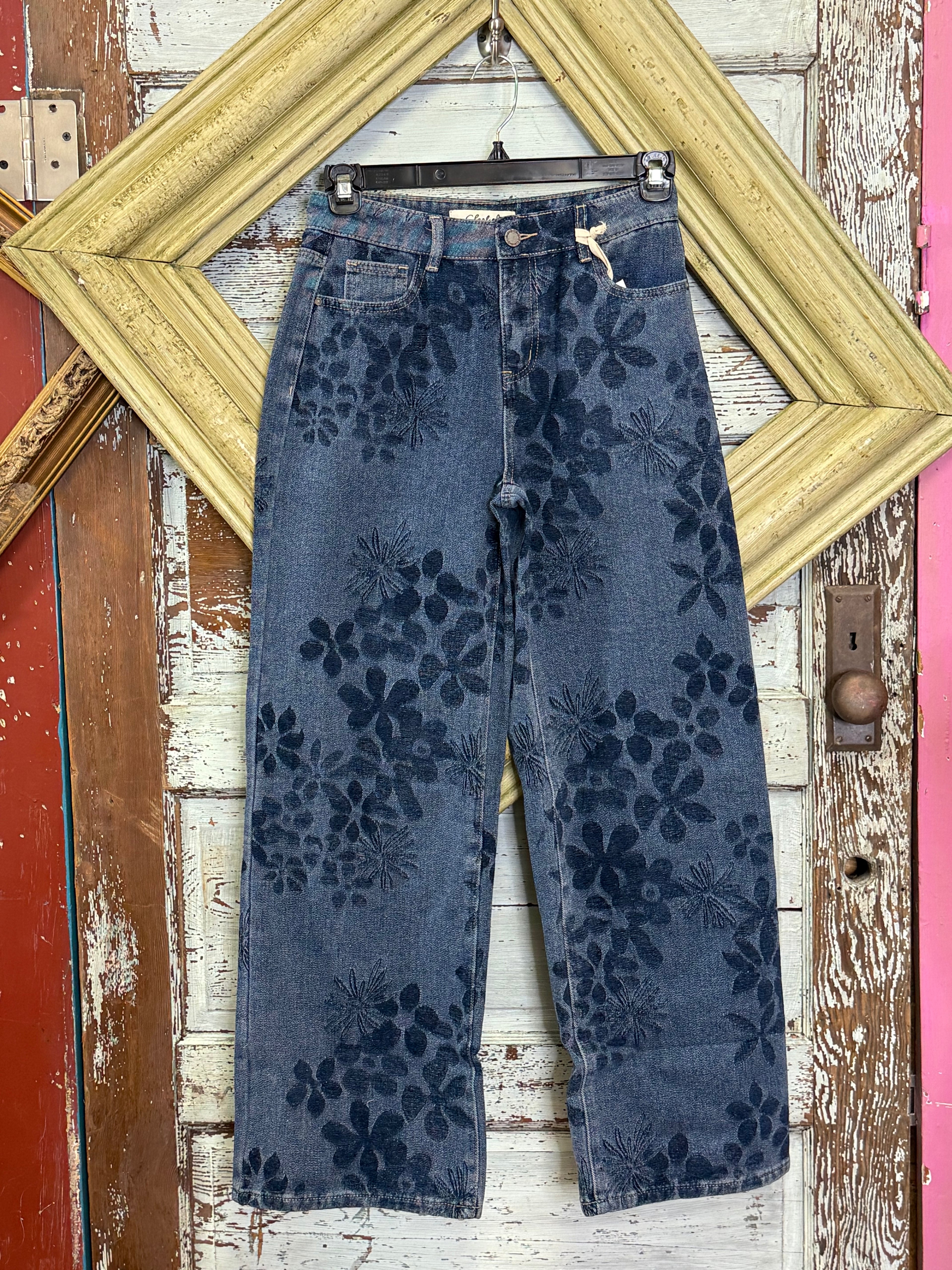 Charlie B Wide Leg Strtch Denim Jacquard Flower Pant