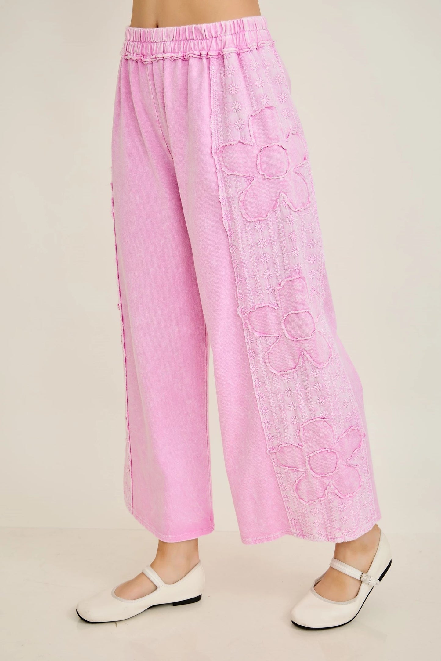 Jher Mineral Washed Eyelet Flower patched Wide leg pants