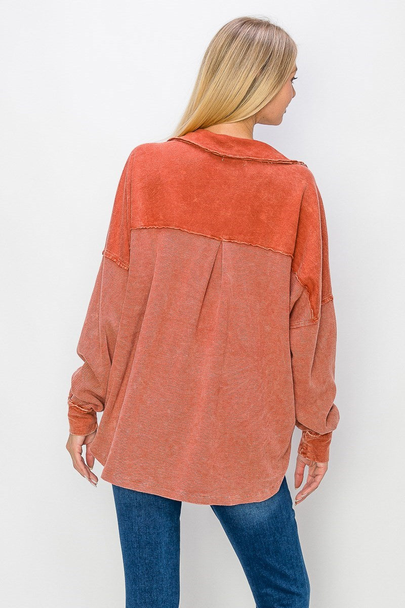 JHer Mineral Wash Vneck collar top