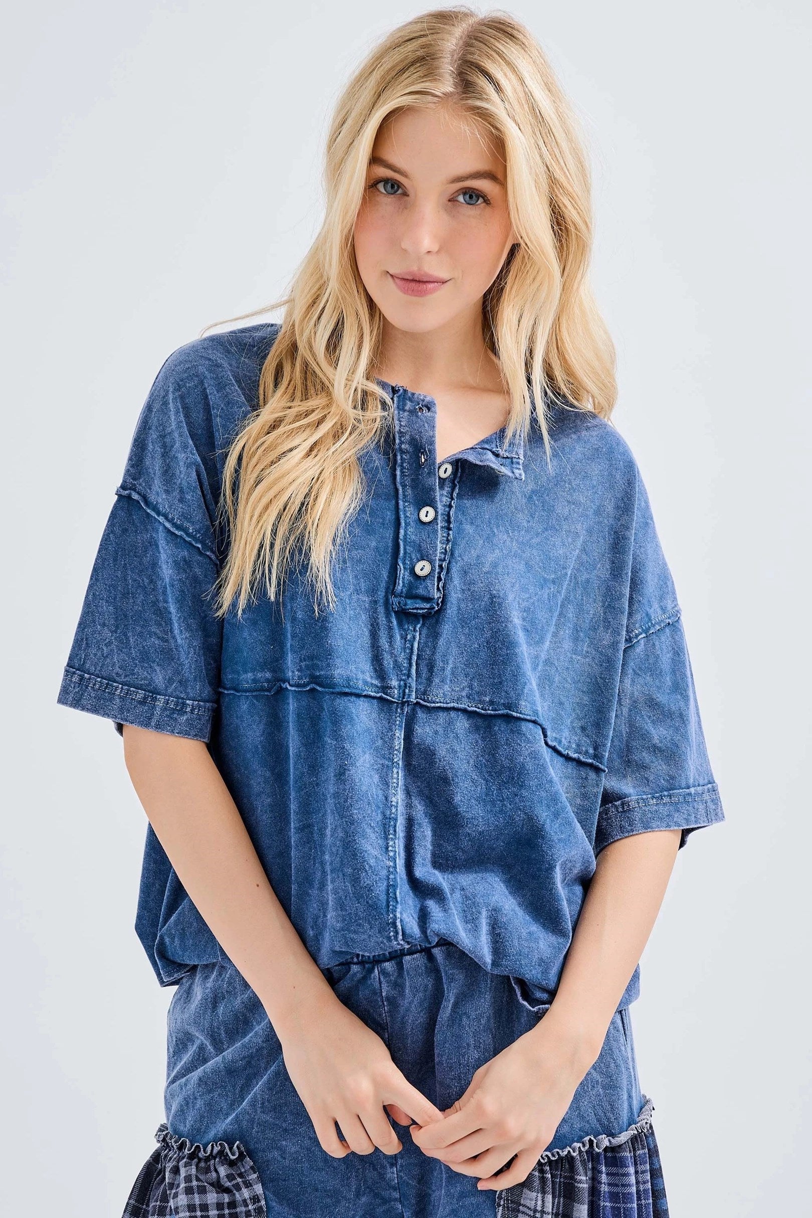 JHER Mineral Washed Henley Half sleeve Top