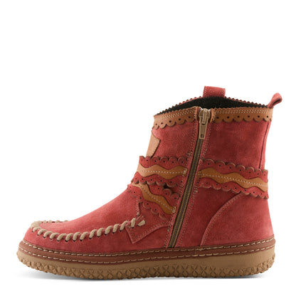 L'Artiste Coyotedawn scalloped moccasin ankle boot side view