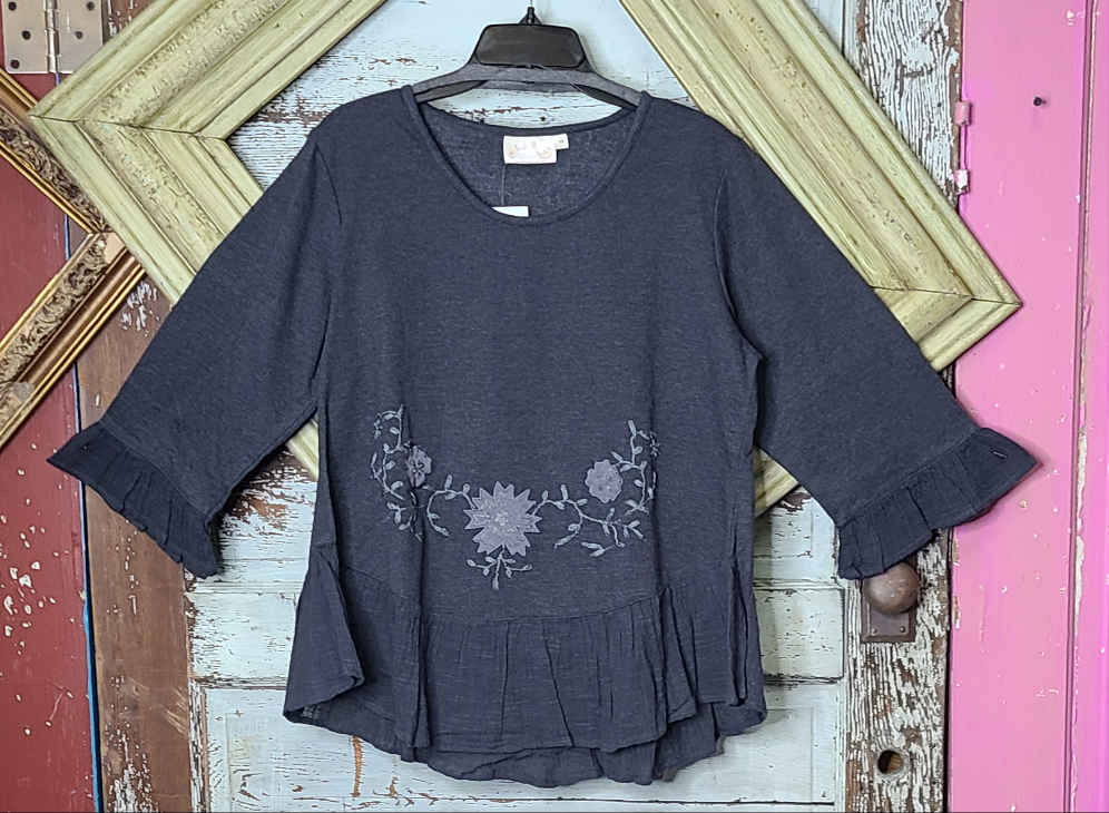 Paper Lace Embrodered Gray Top