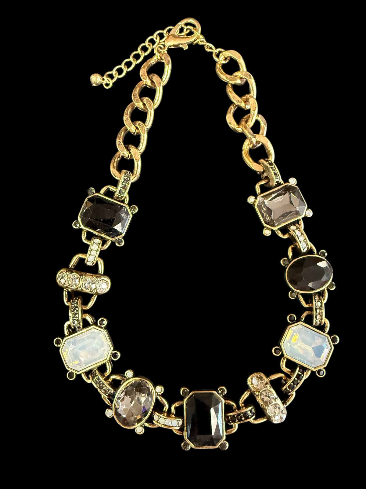 Alice Multi Stone Short Collar Necklace