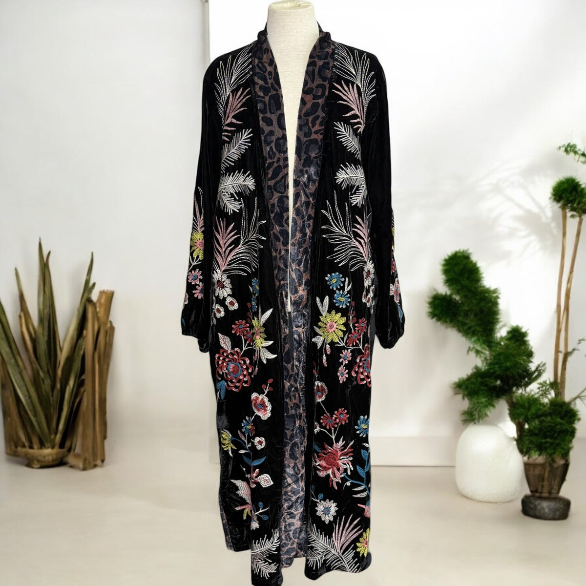Velvet embroidered duster