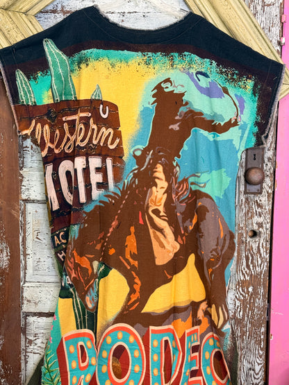 I Love Linen Western Hotel Hi-Low Top