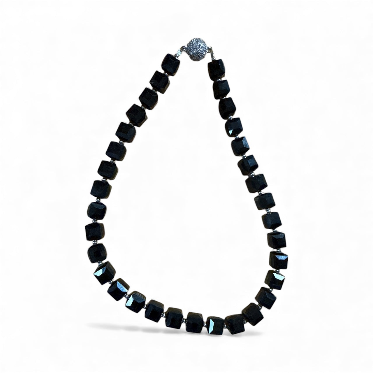 Accessories to go Short Crystal Bead Necklace