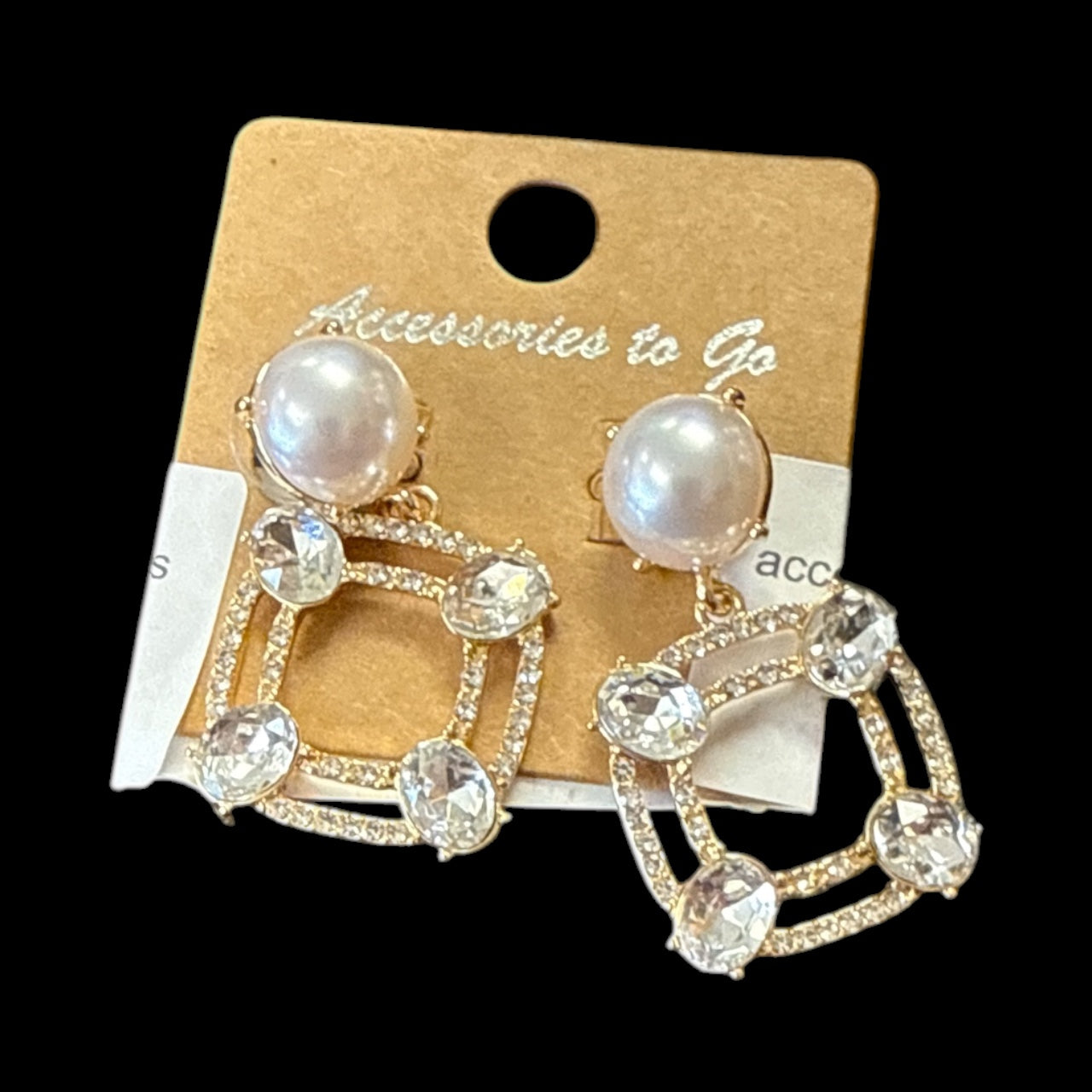 accessories to go Pearl Bling Earrings