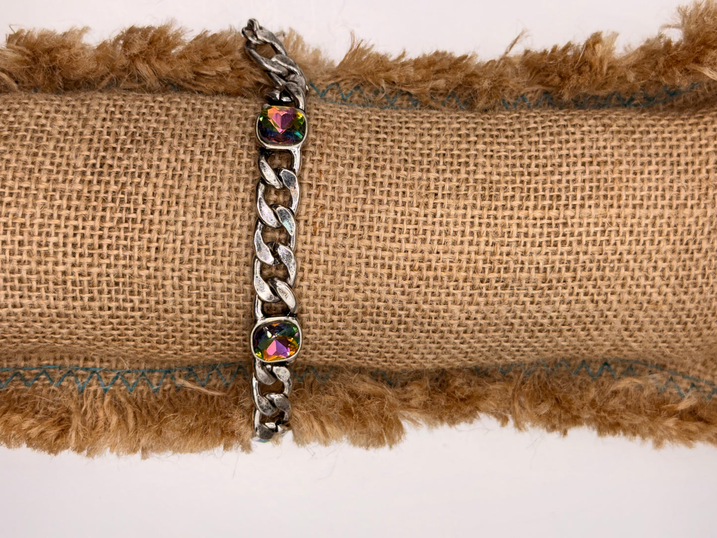 Alice Iridescent Square Chain bracelets