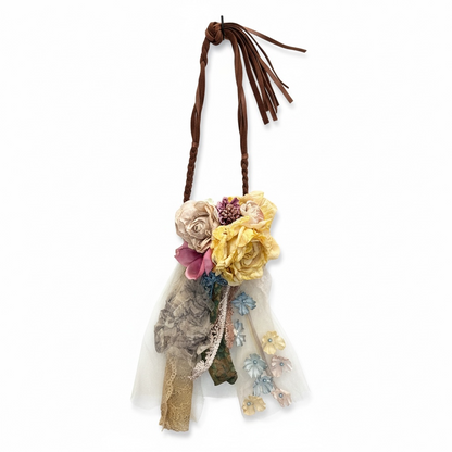 A rare Bird Garden Flower Necklace