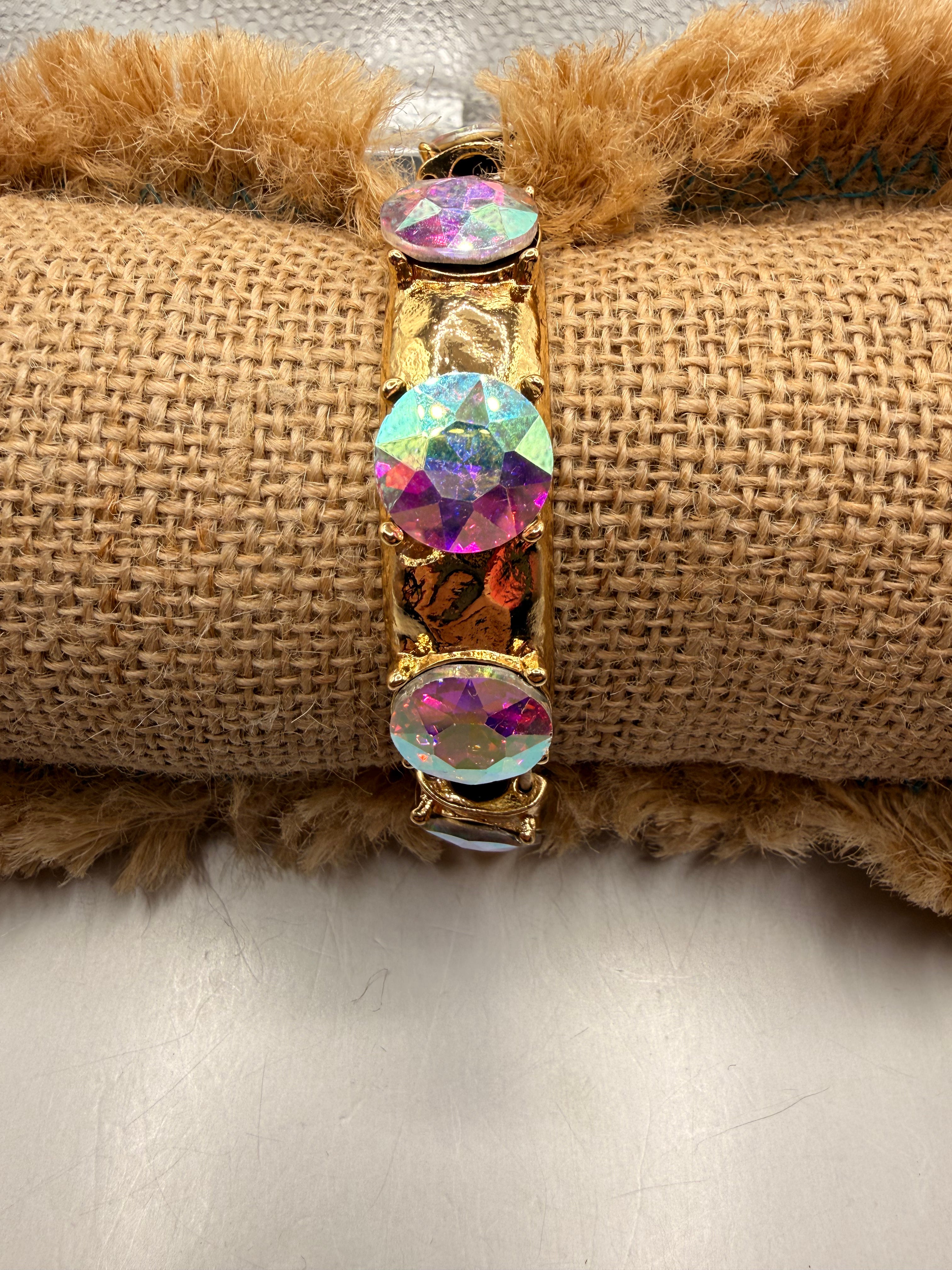 Alice Globe Stretch Bracelet