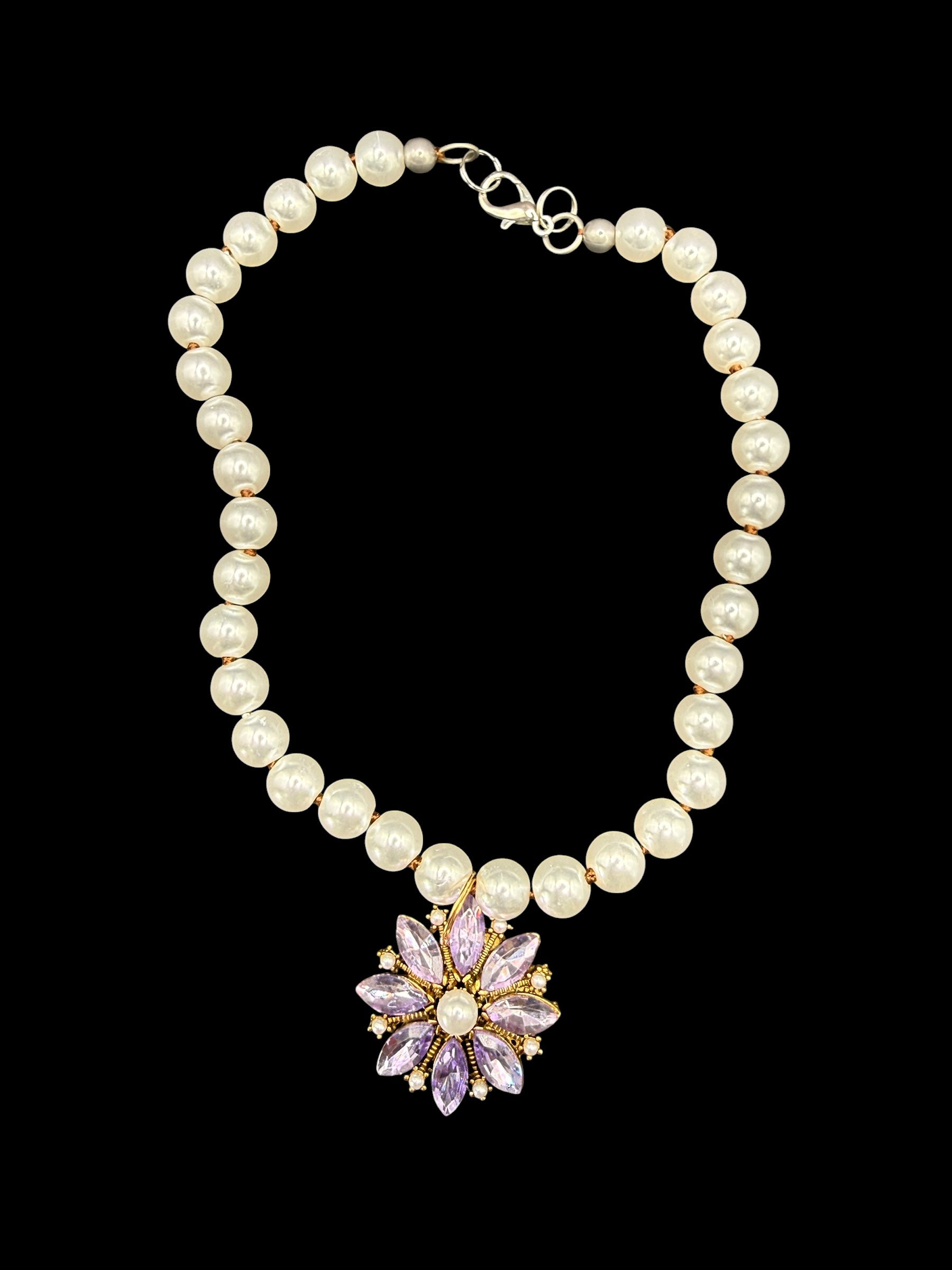 Alice Pearl Necklace with Flower