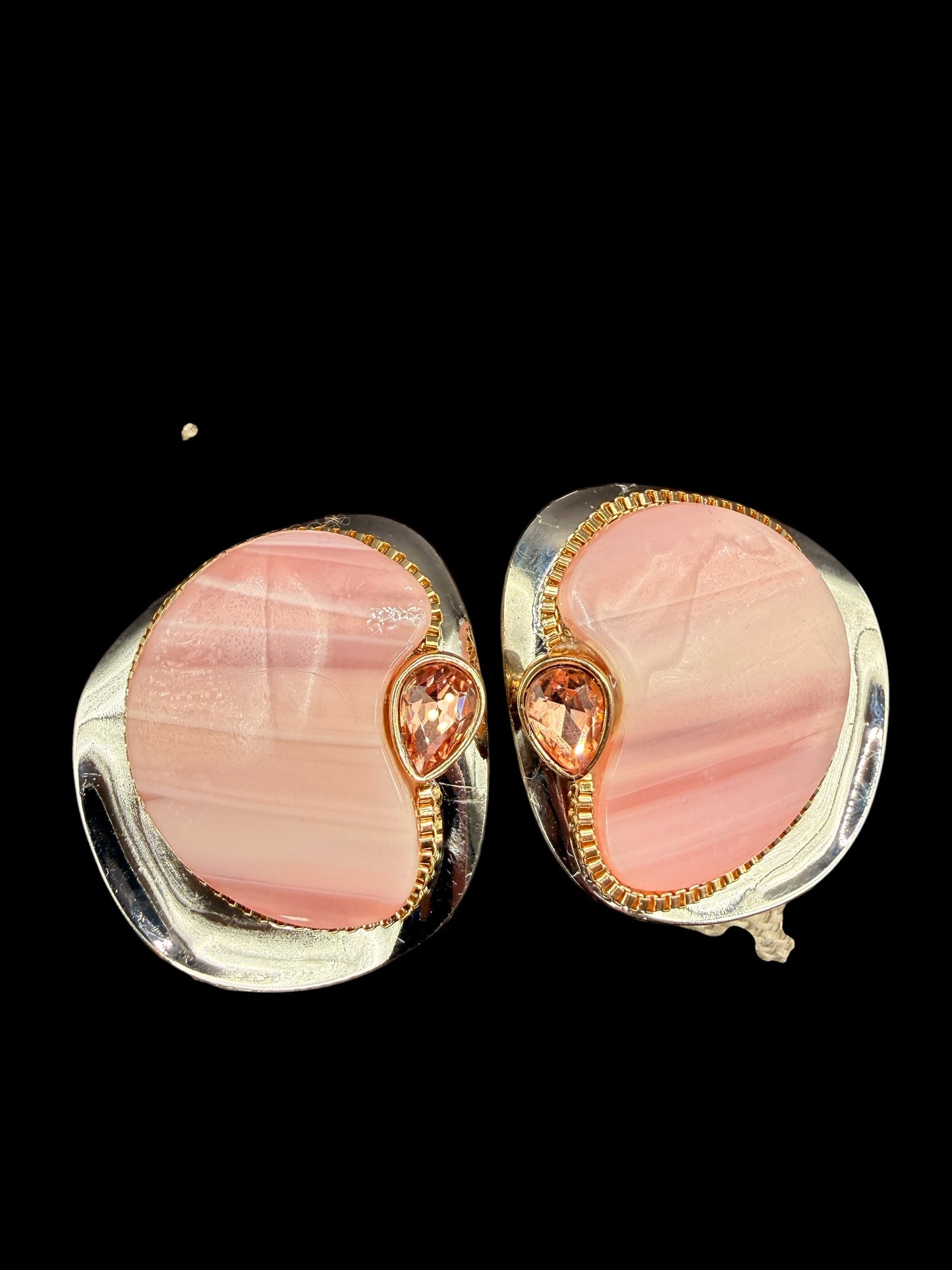 Alice Oversized Shell-Look Earrings