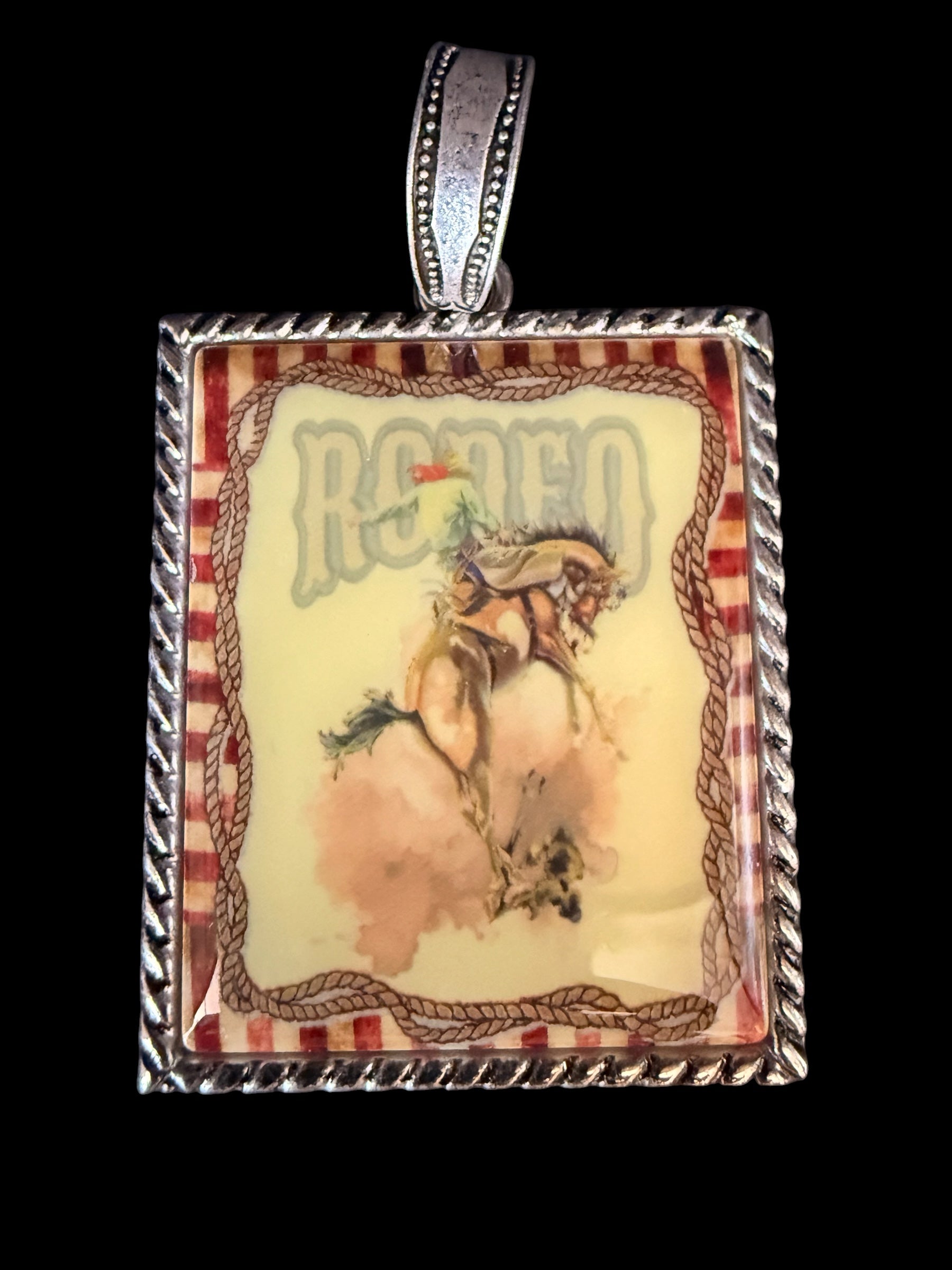 Rodeo Pendant