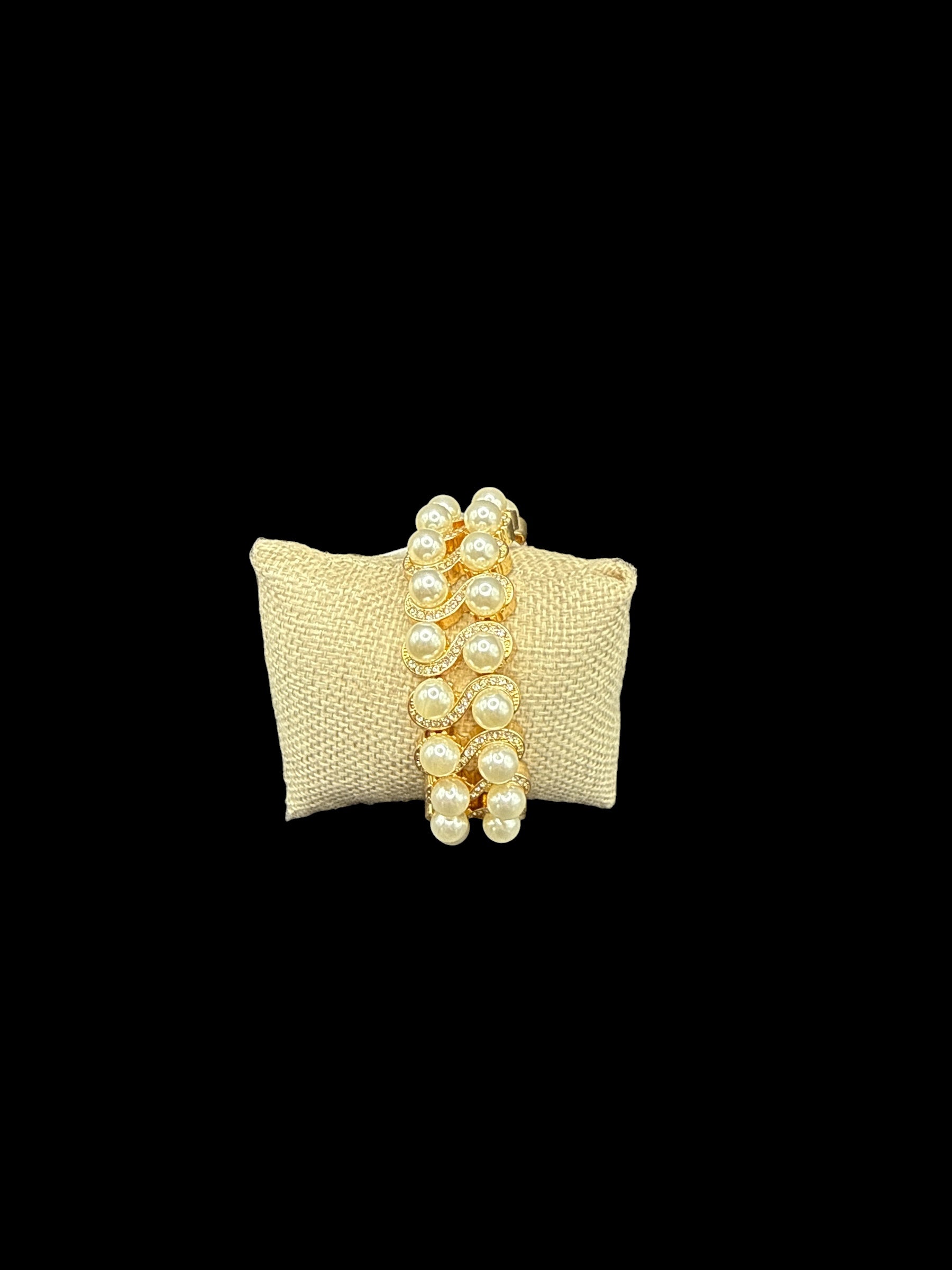 Alice Double Pearl Bracelet