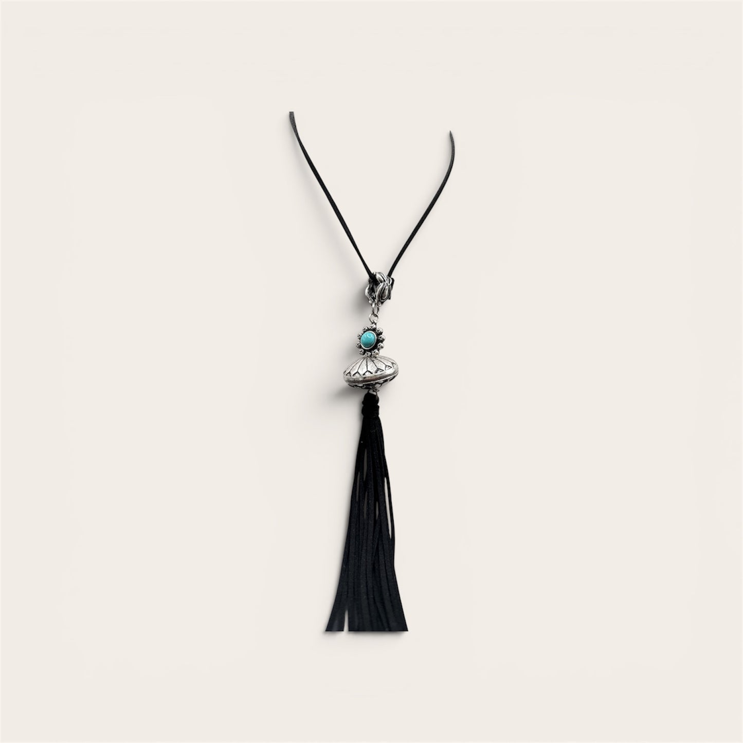 black cord squash fringe Necklace