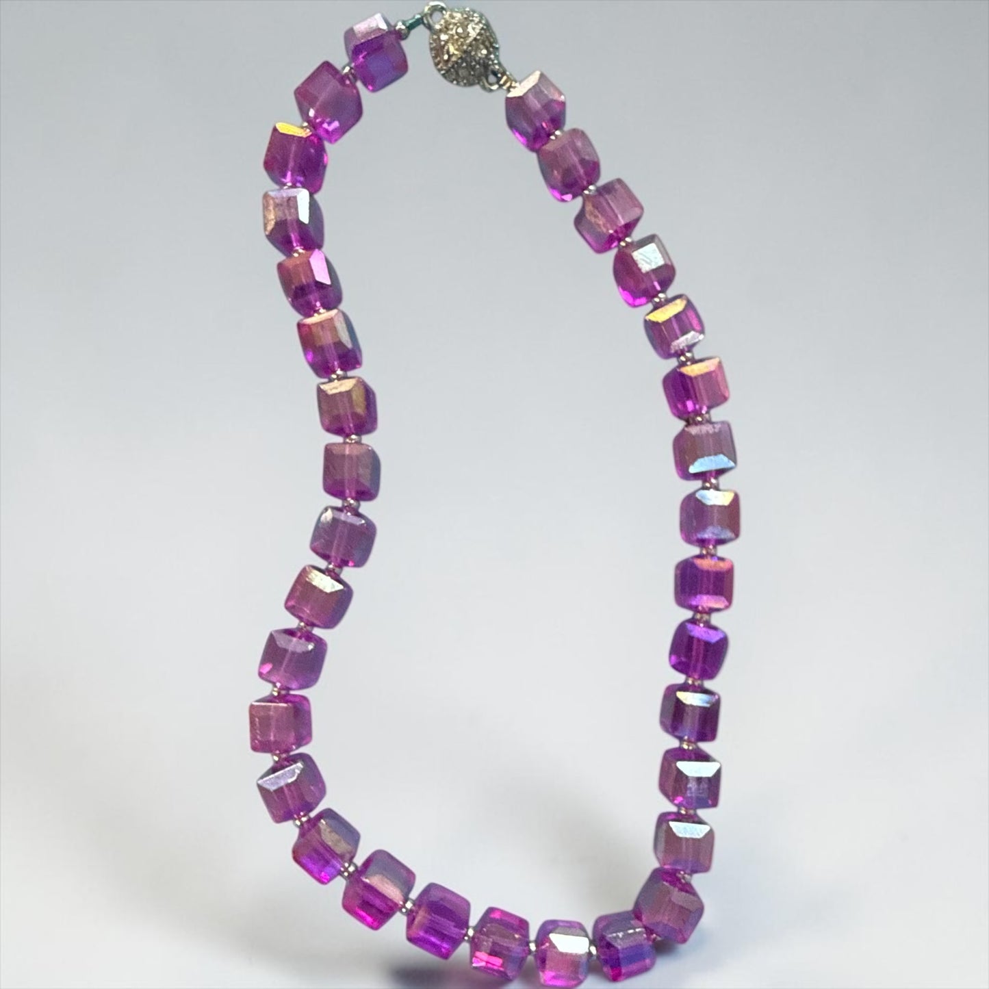Accessories to go Short Crystal Bead Necklace