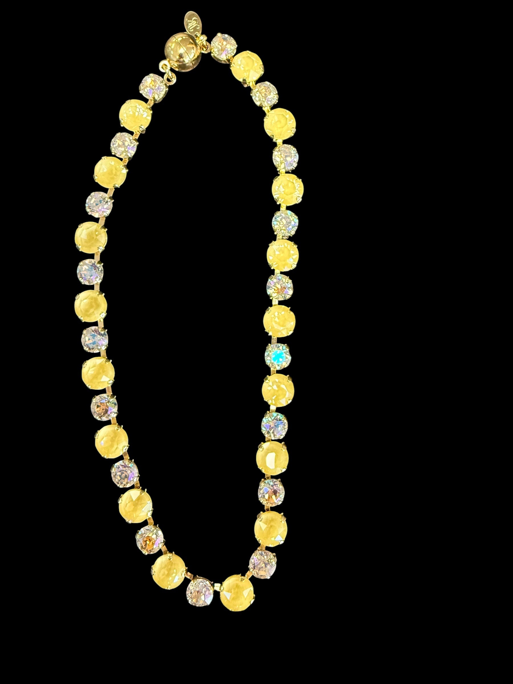 Australian Crystal Necklace | 6 Colors | Magnetic Closure