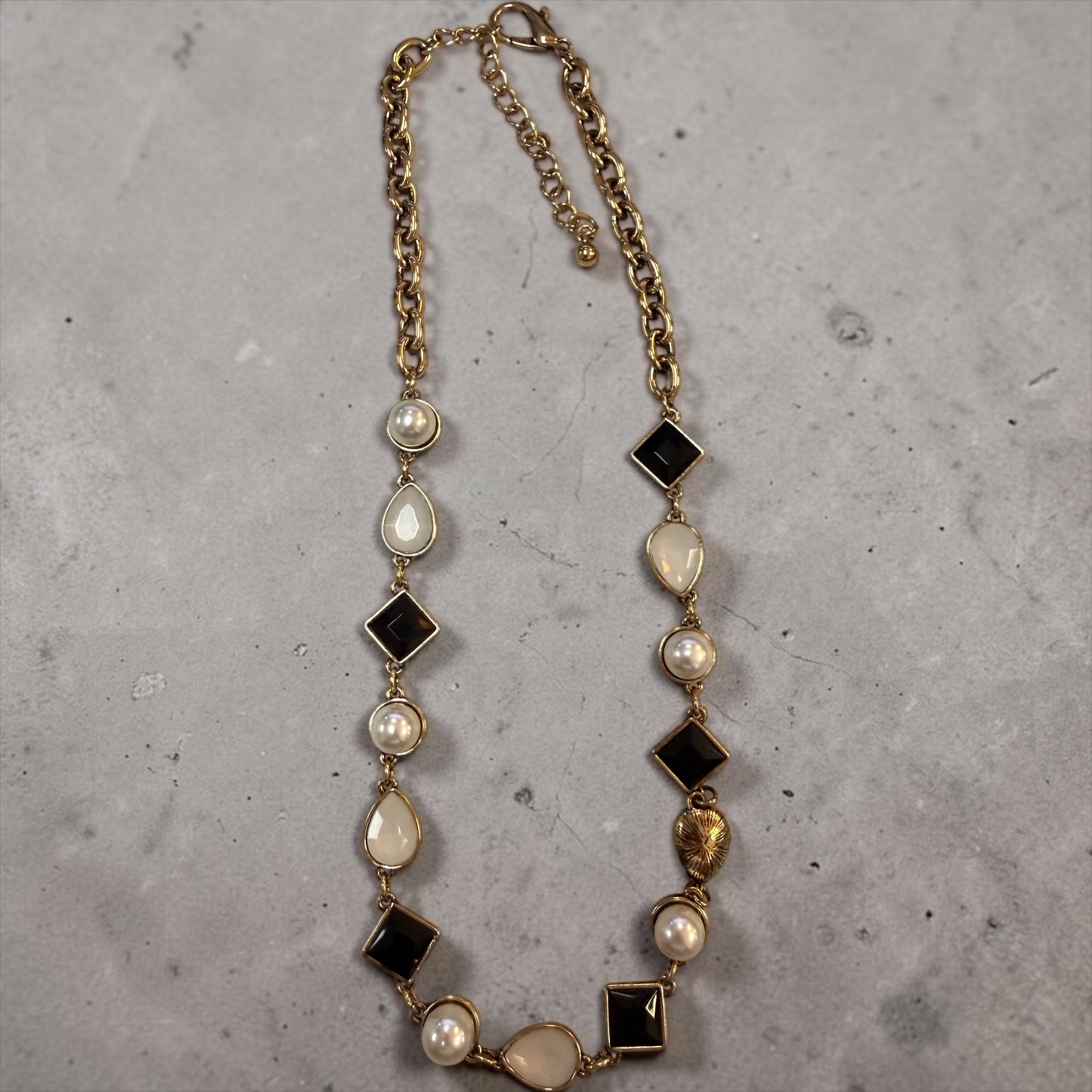 Alice Stone & Pearl Stone Necklace