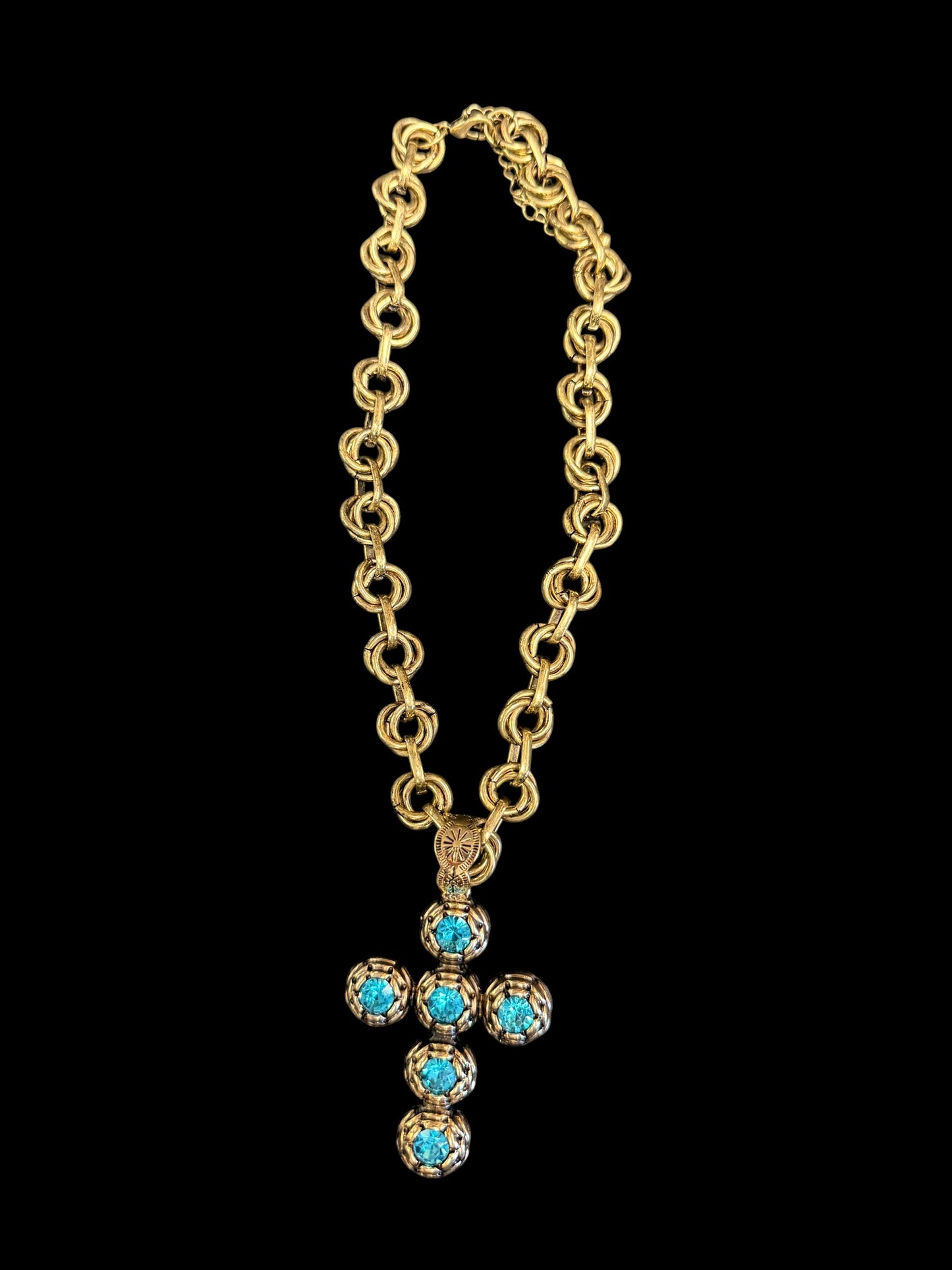 Alice Cross Chunky Necklace