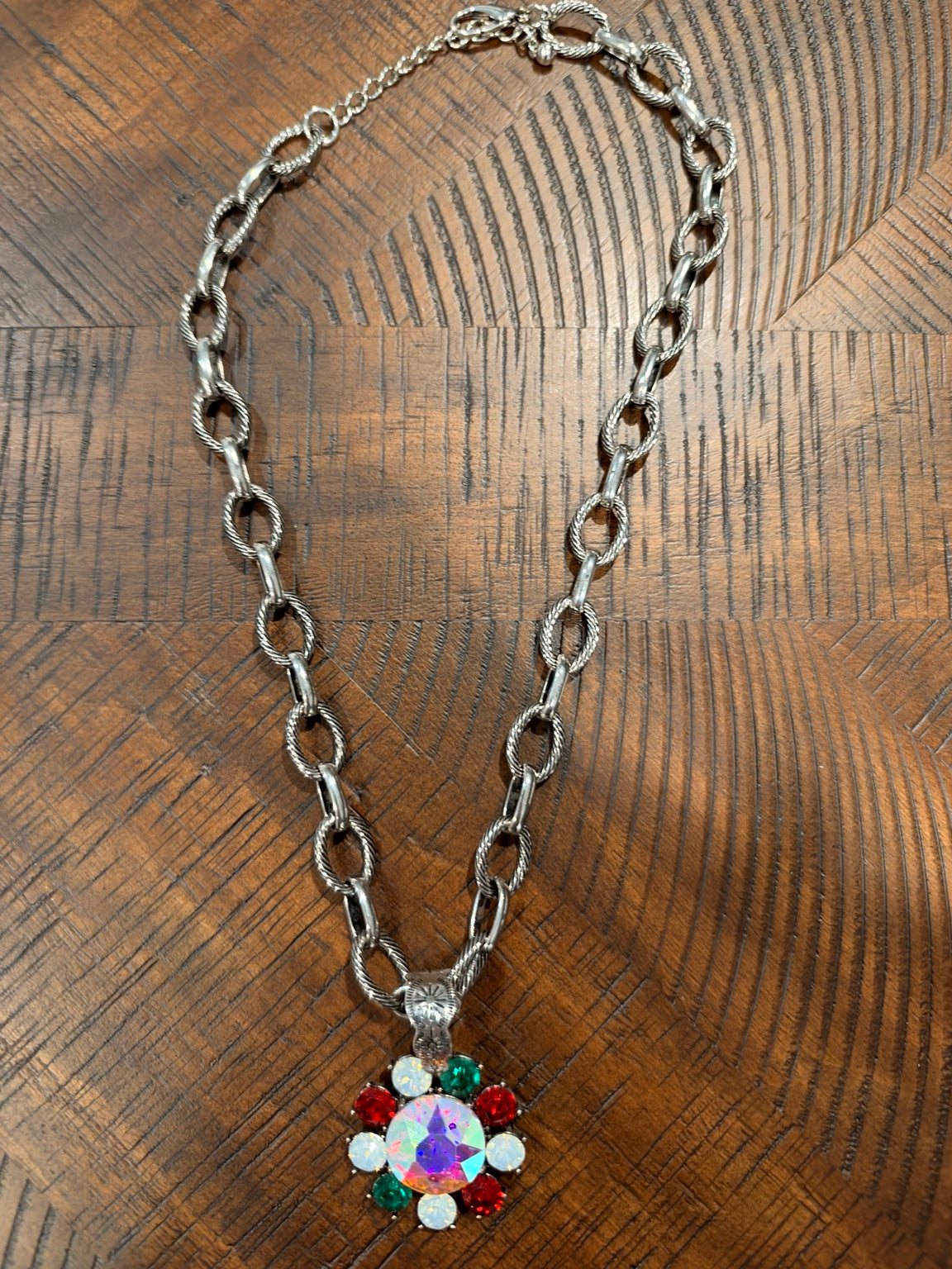 Flower pendant chain necklace, Holiday / Silver, clasp at top