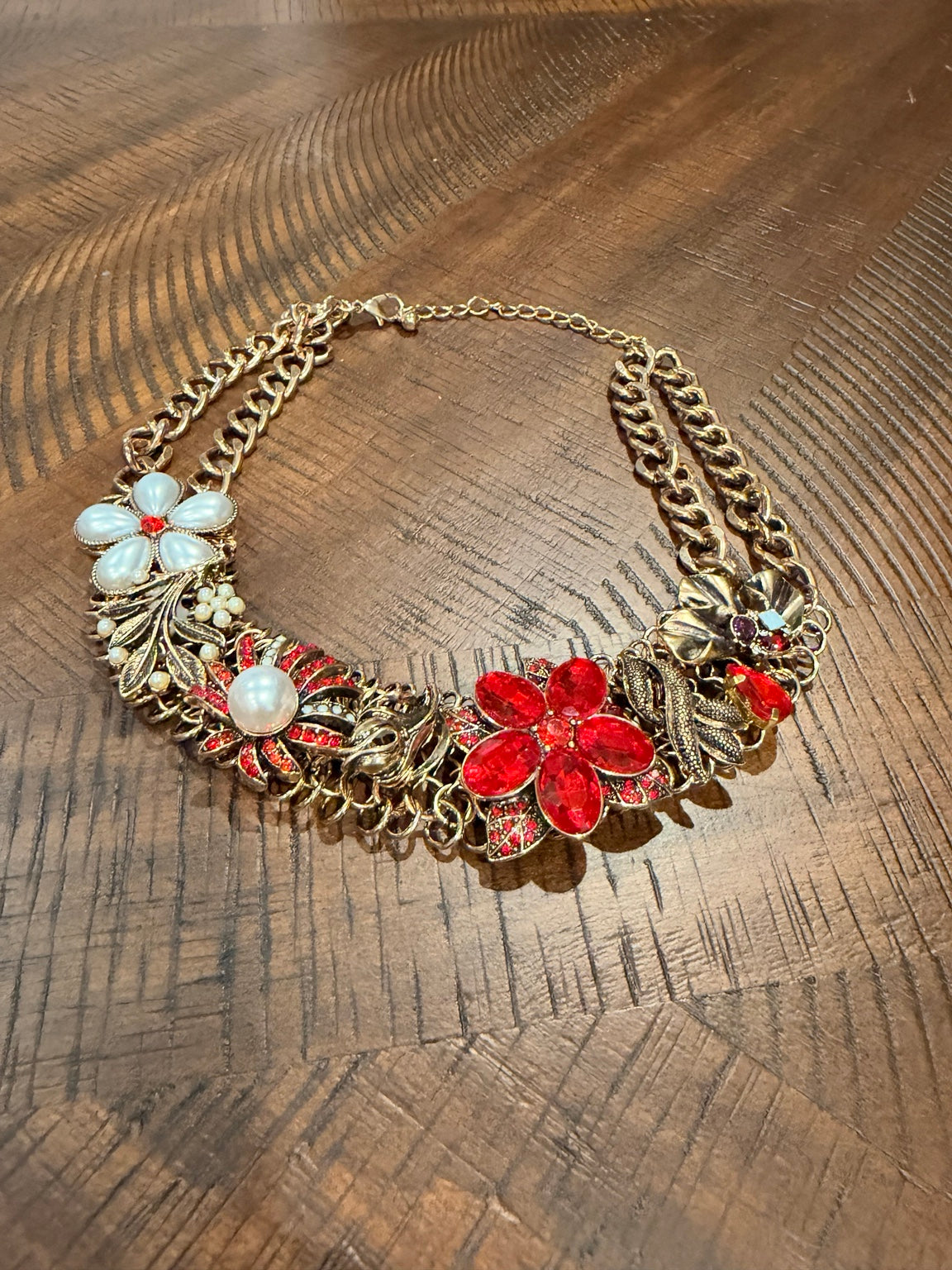 Alice red flower statement necklace with pearl-look accents and antique gold-tone double chain