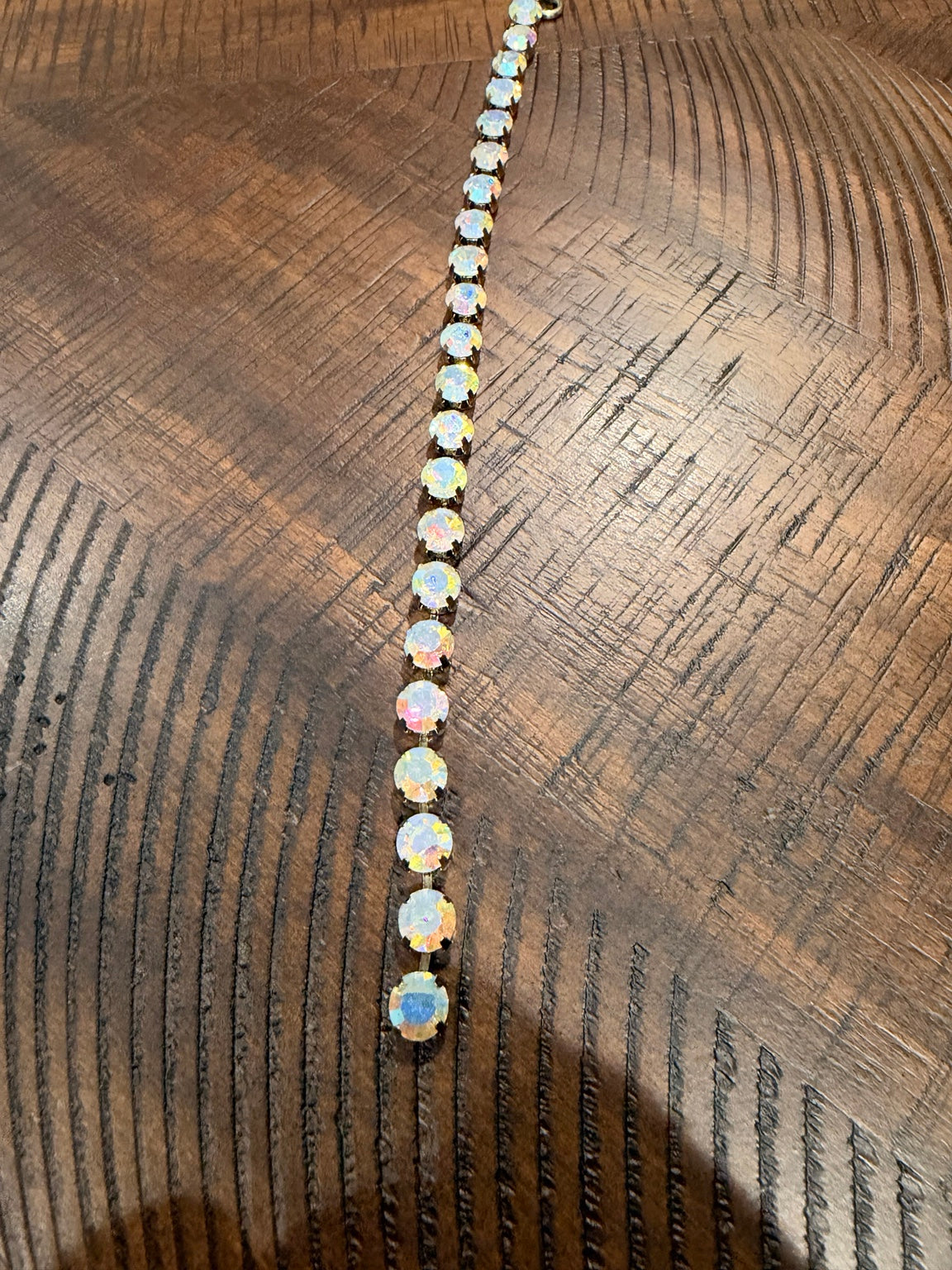 Alice crystal lariat necklace in Aurora