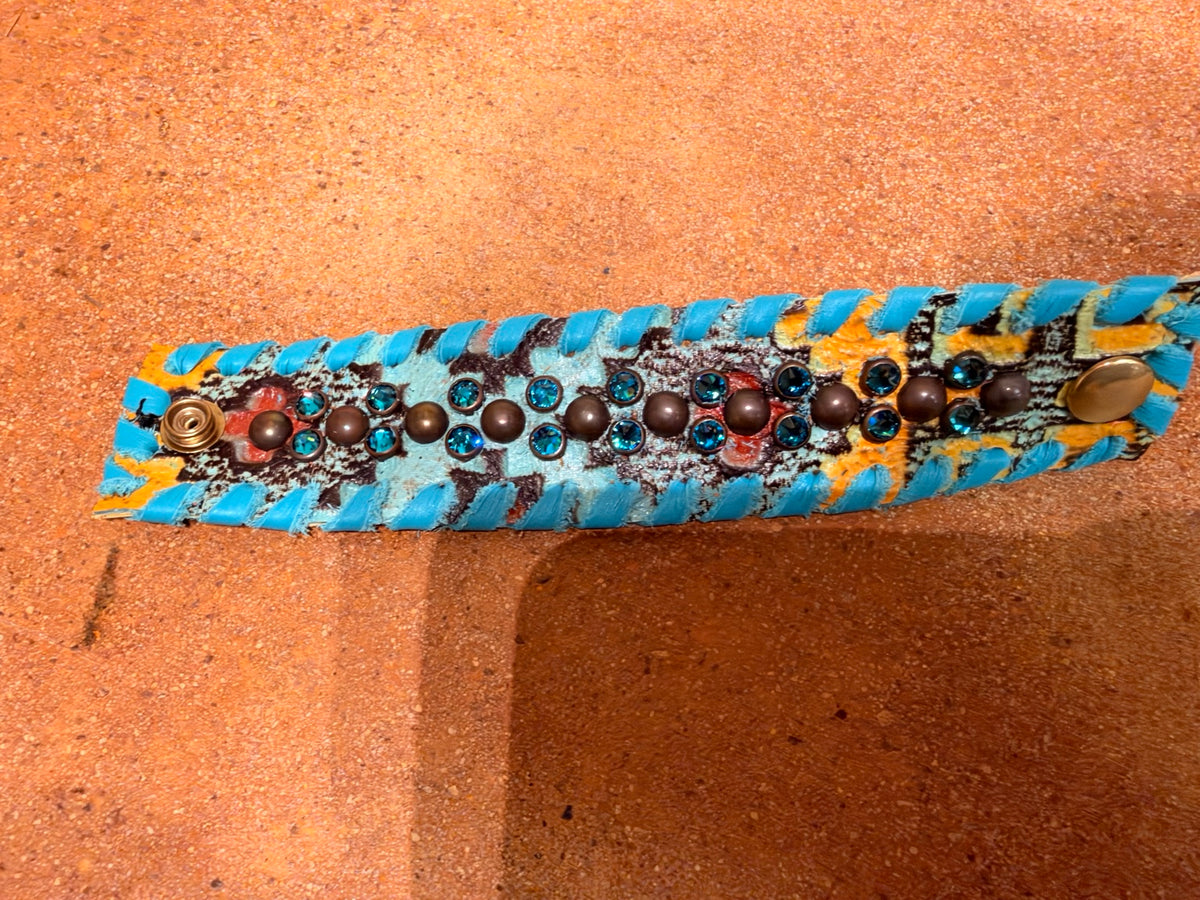 Kurtman embellished snap cuff Turquoise Pattern