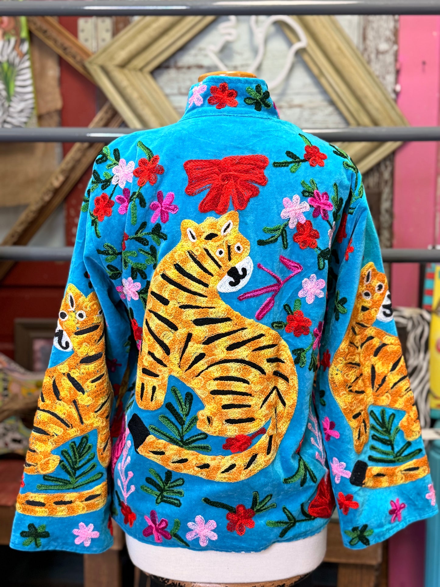Felecia Bella Velvet tiger Emboridery Short jacket