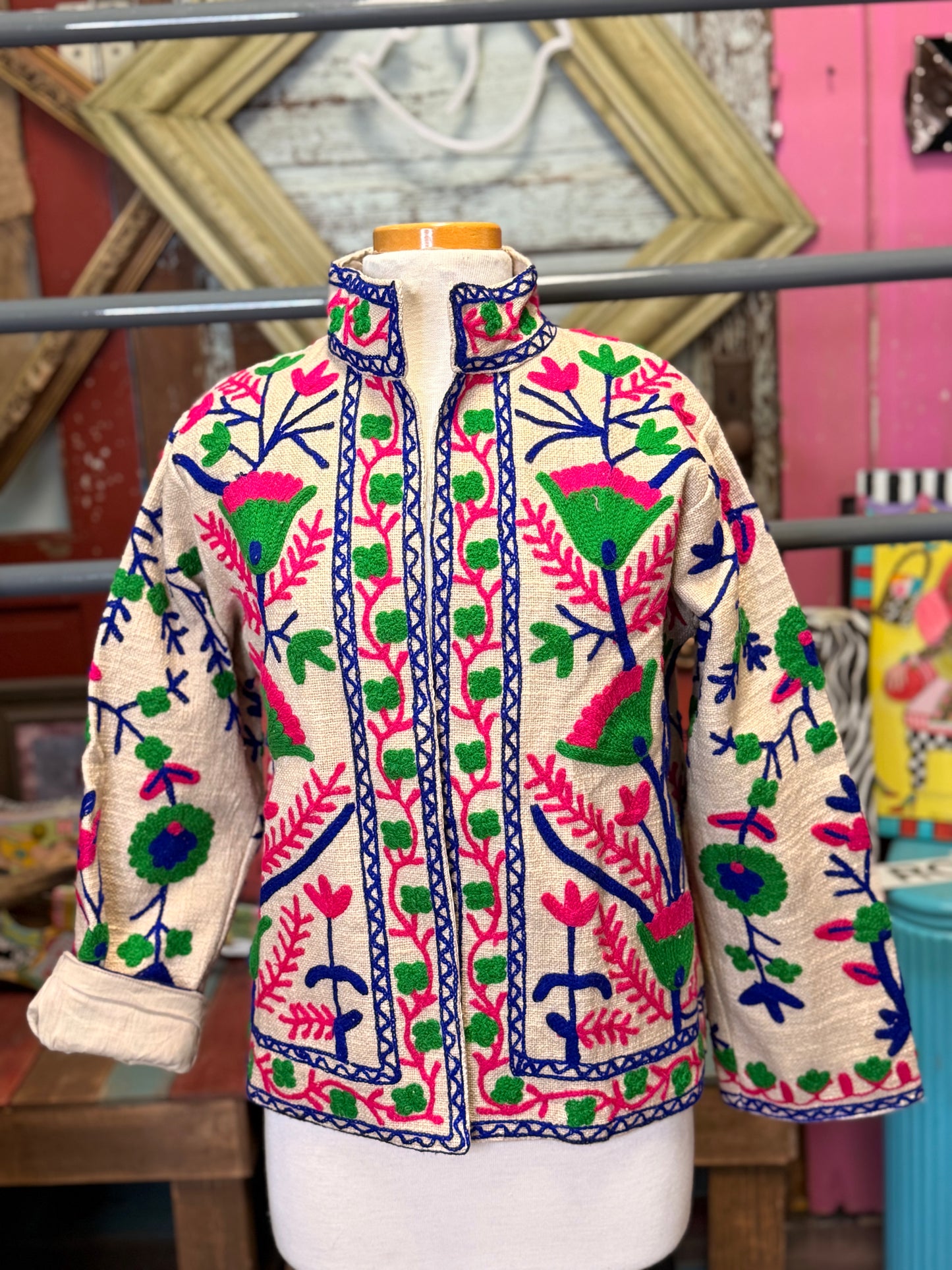 Felecia Bella TNT Cotton Emboridery Short Jacket